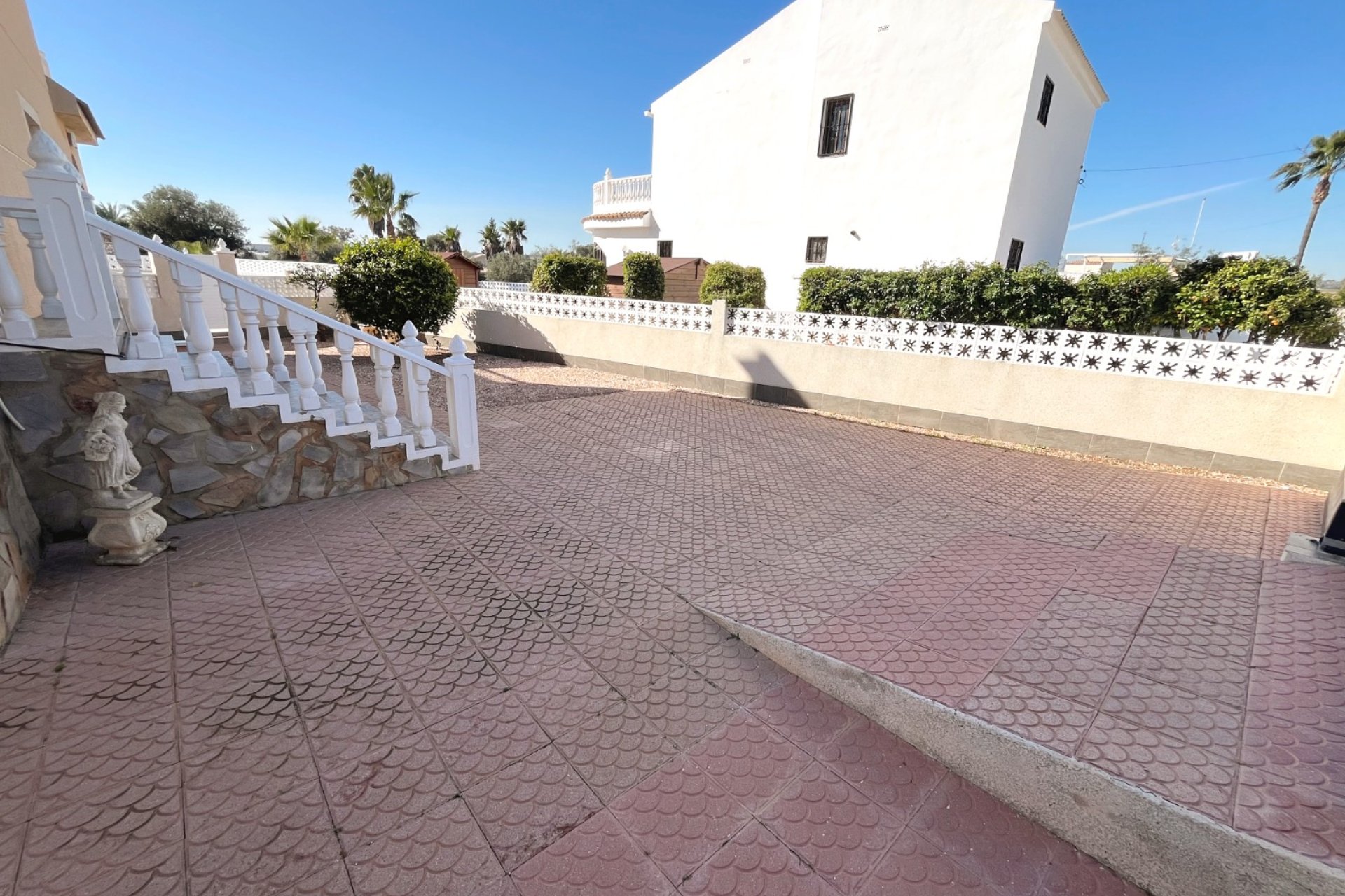 Resale - Villa -
Benijofar - Monte Azul