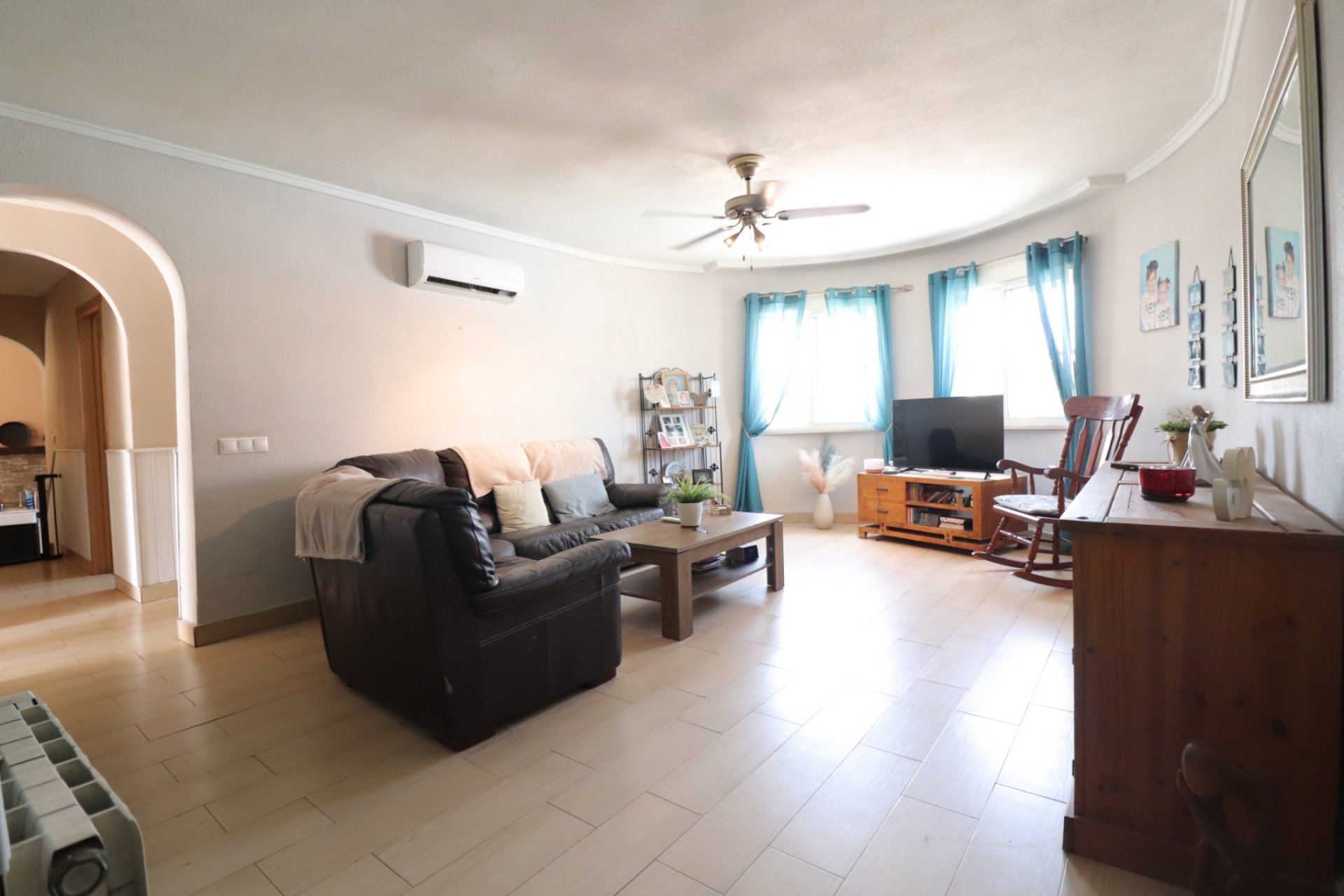 Resale - Villa -
Benijofar