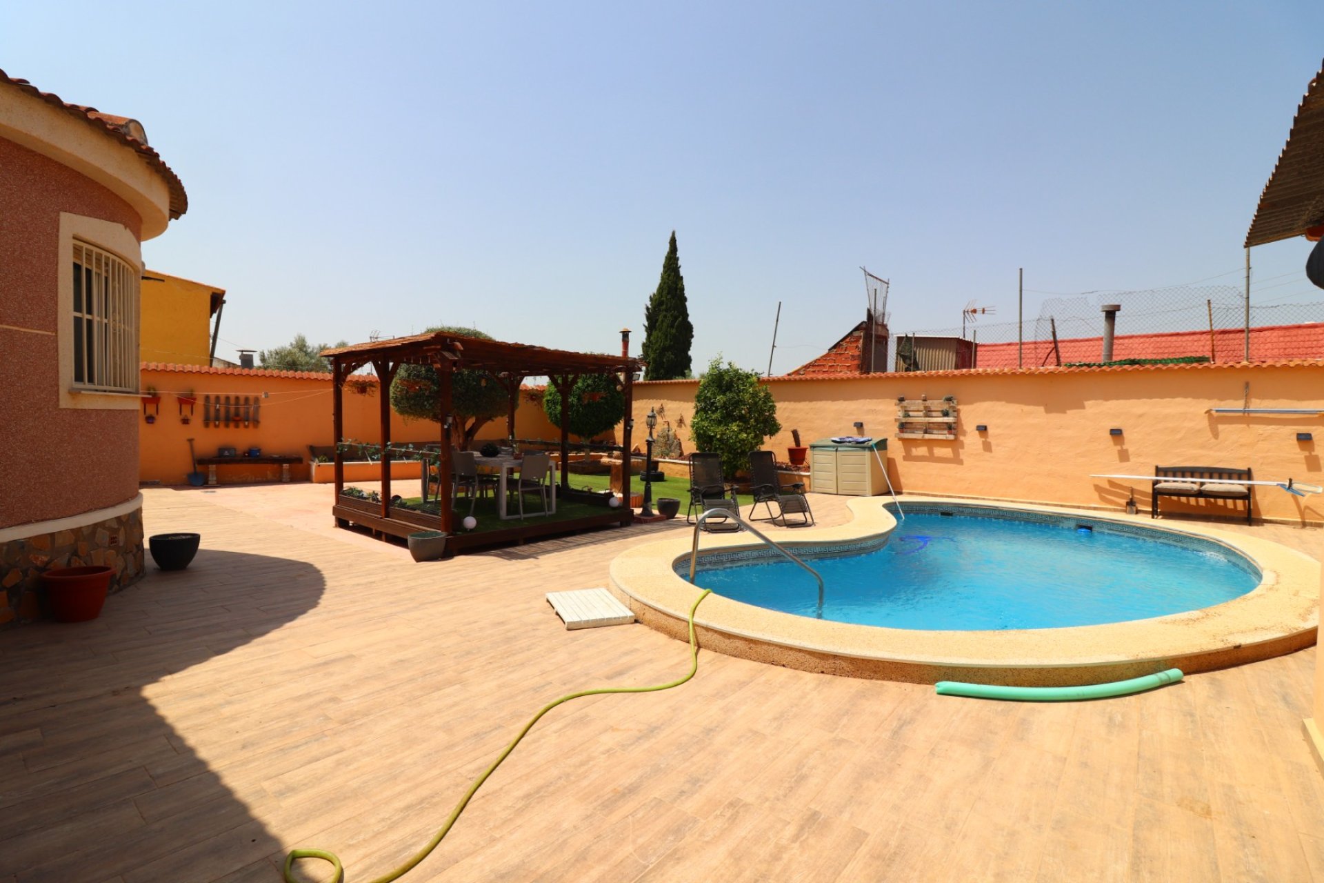 Resale - Villa -
Benijofar