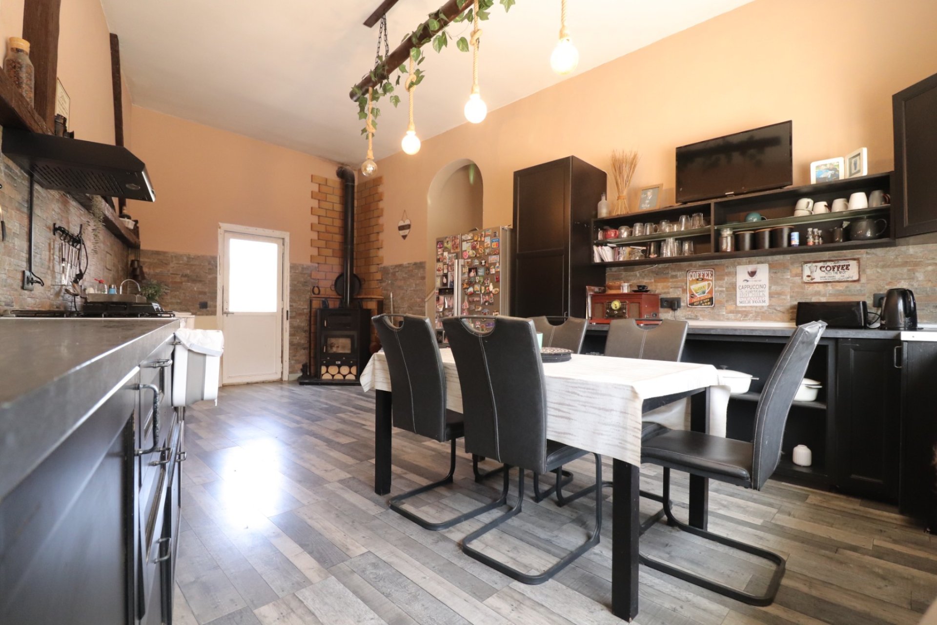 Resale - Villa -
Benijofar