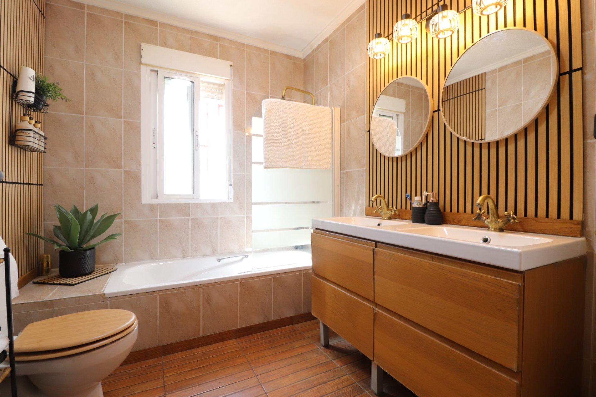 Resale - Villa -
Benijofar