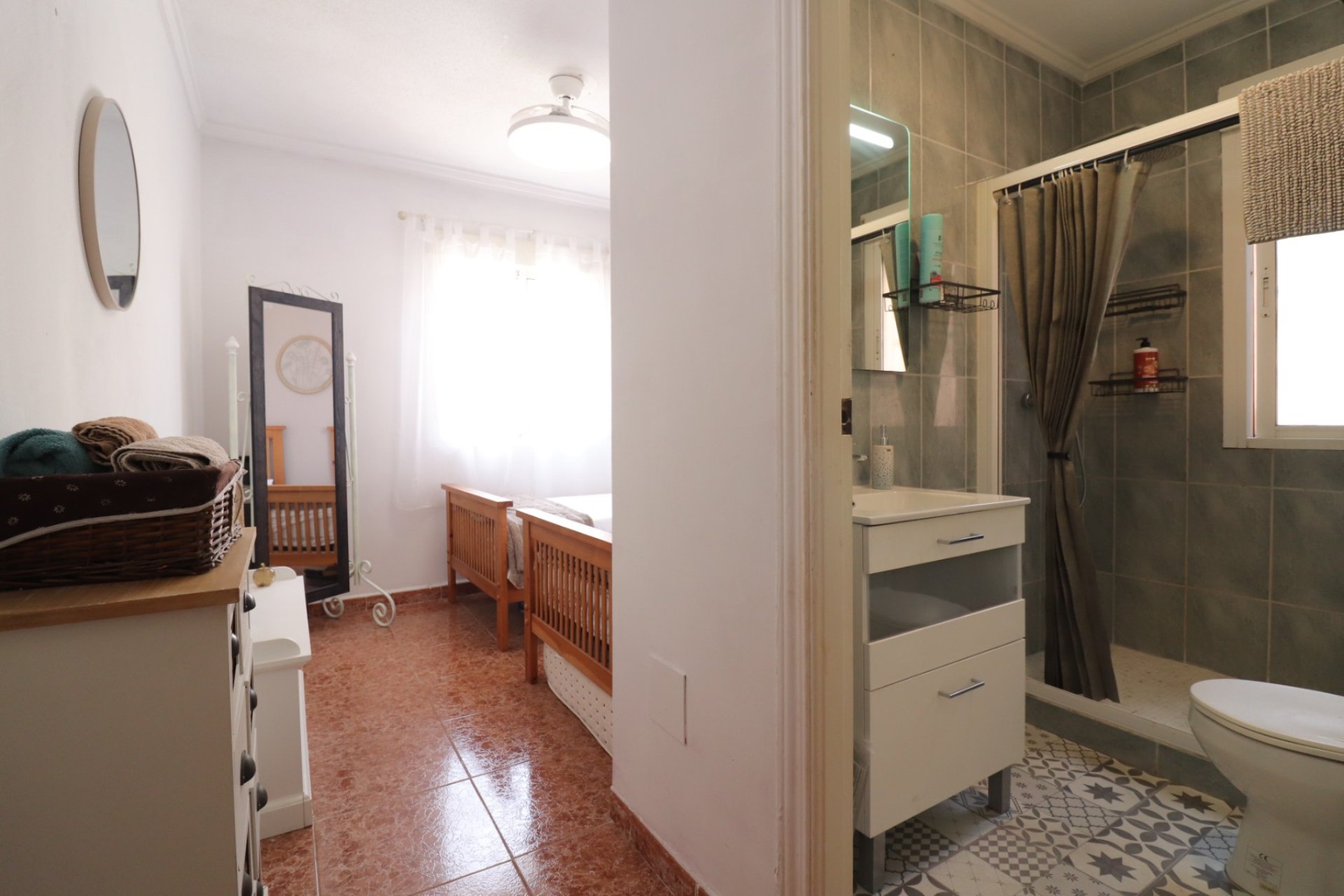Resale - Villa -
Benijofar