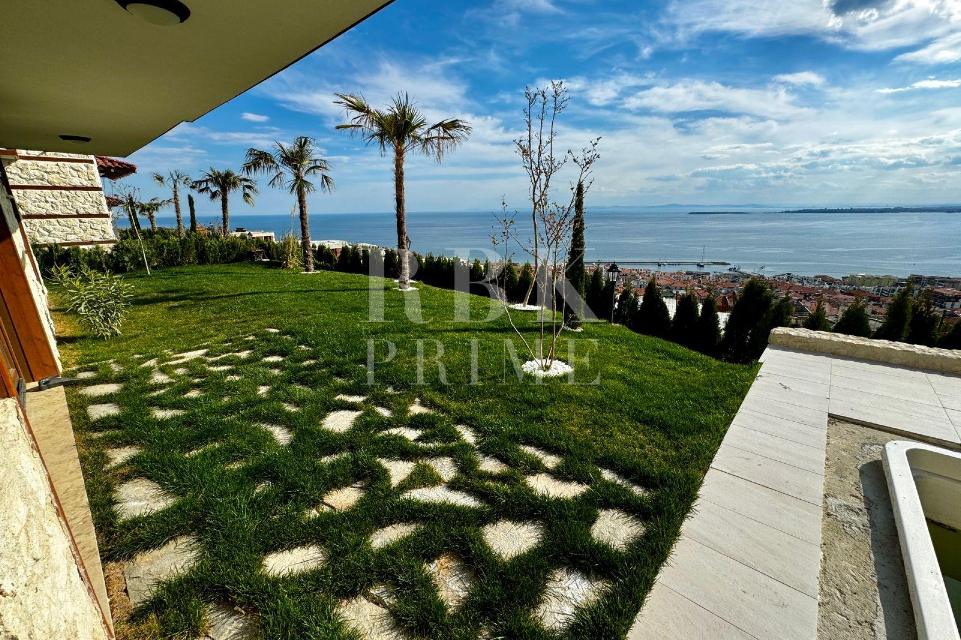 Resale - Villa -
Bulgaria - Sveti Vlas