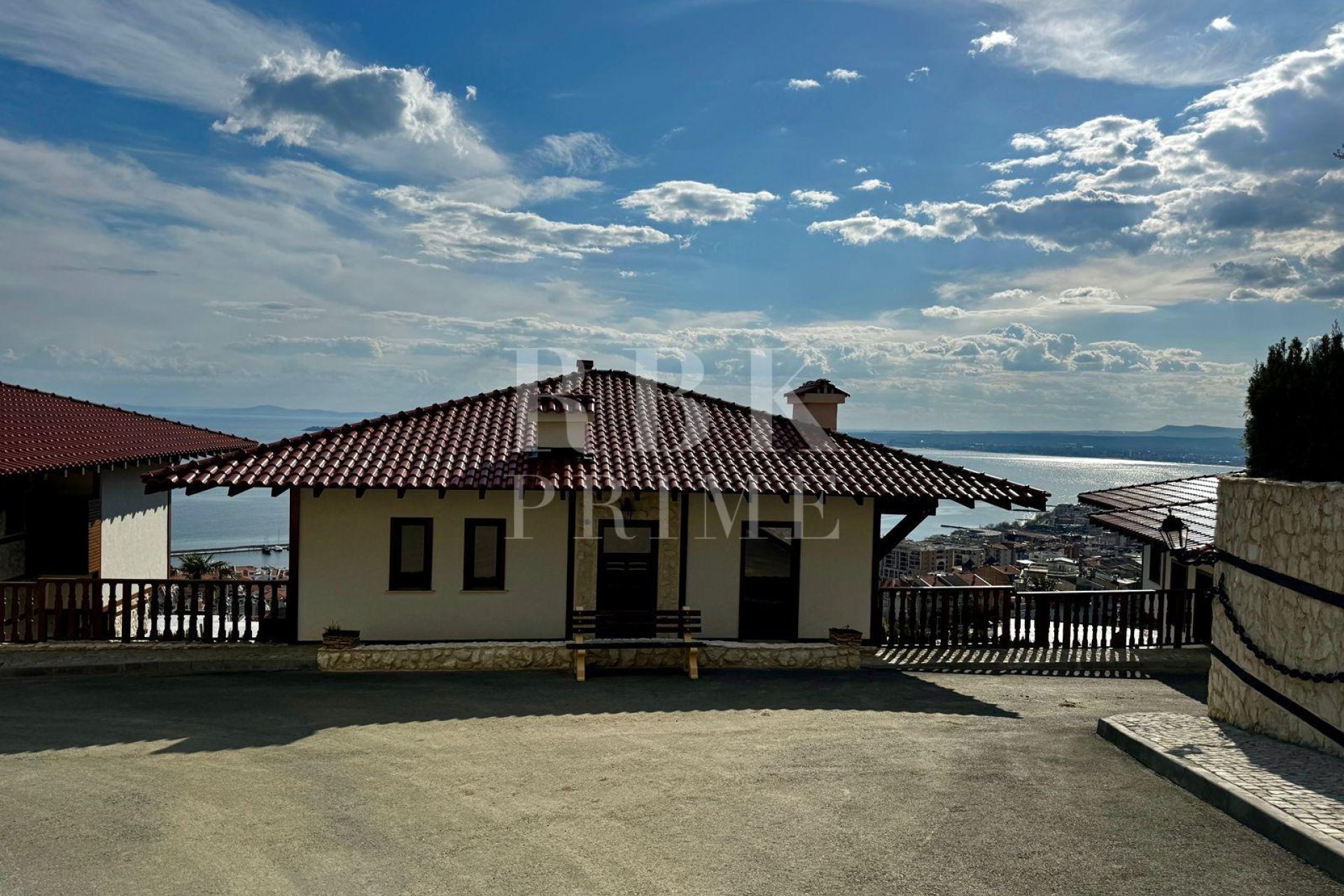 Resale - Villa -
Bulgaria - Sveti Vlas