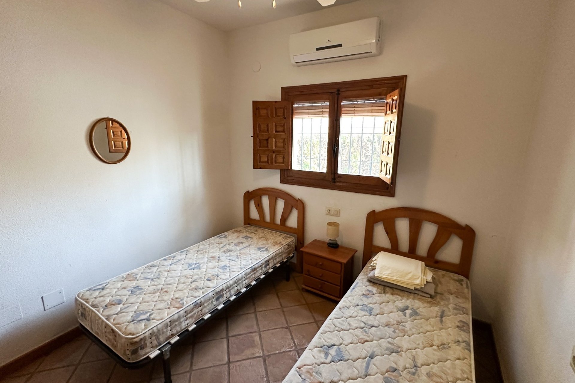Resale - Villa -
Cabo Roig