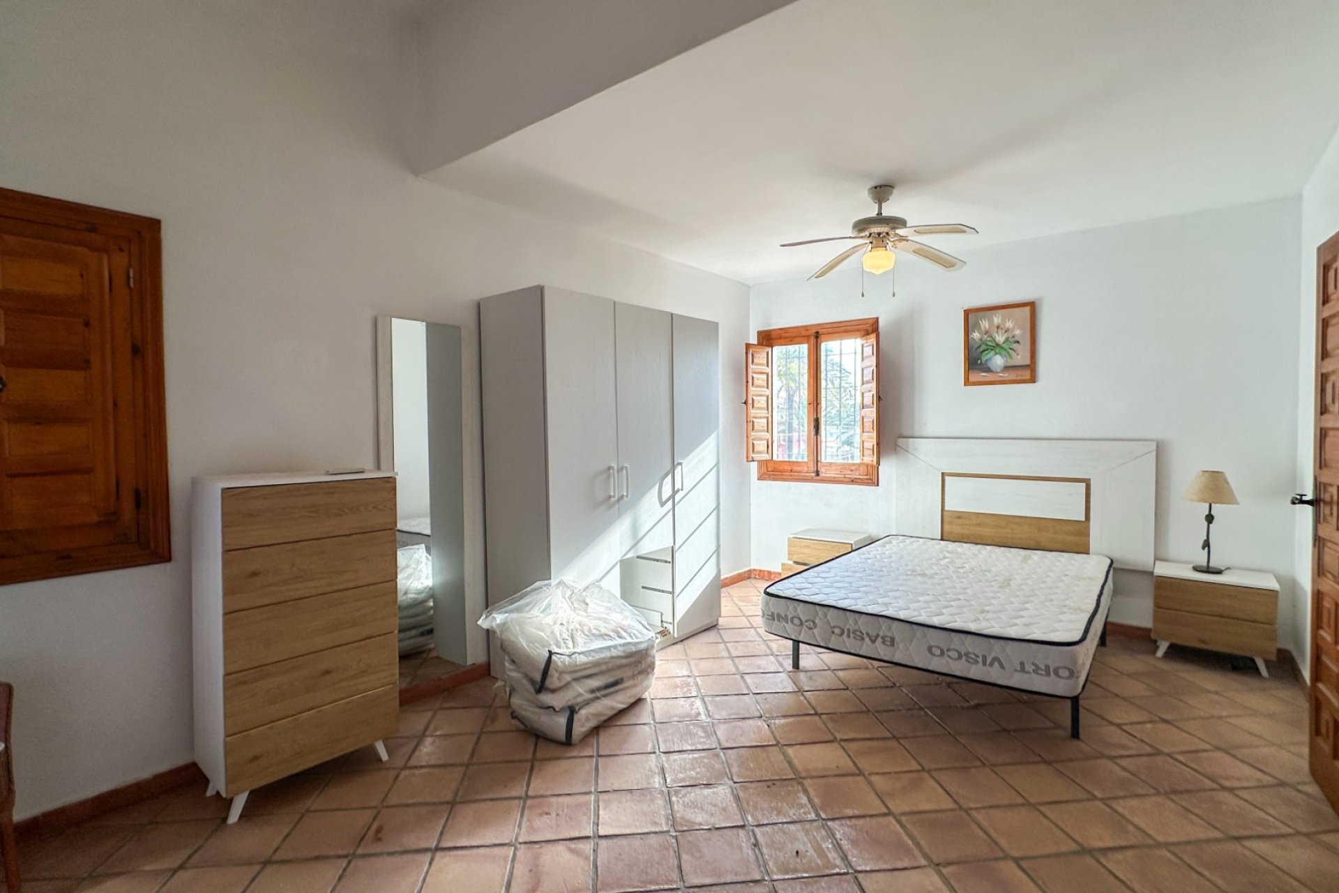 Resale - Villa -
Cabo Roig