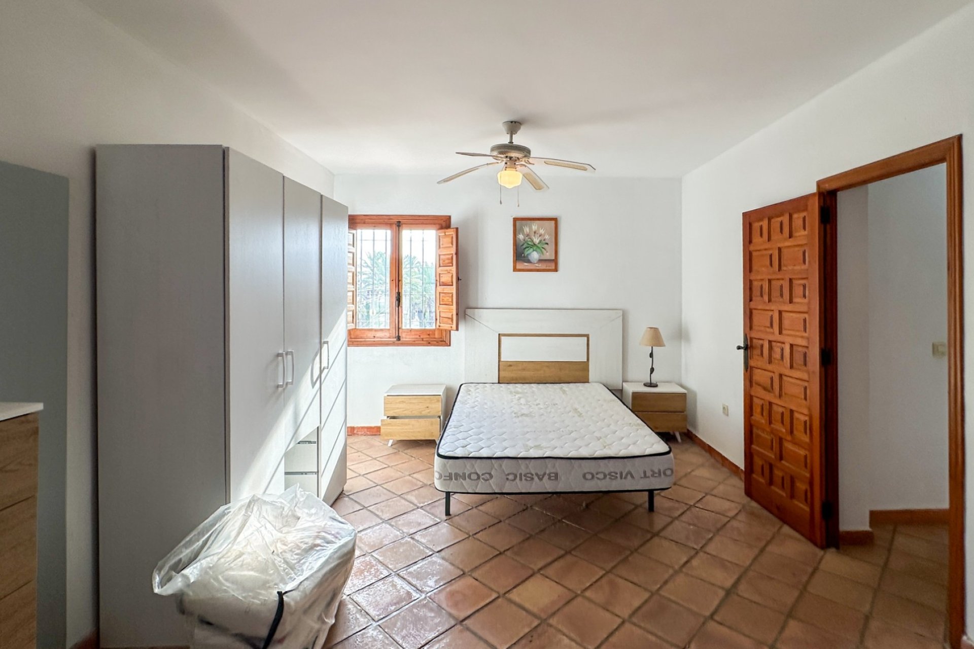 Resale - Villa -
Cabo Roig