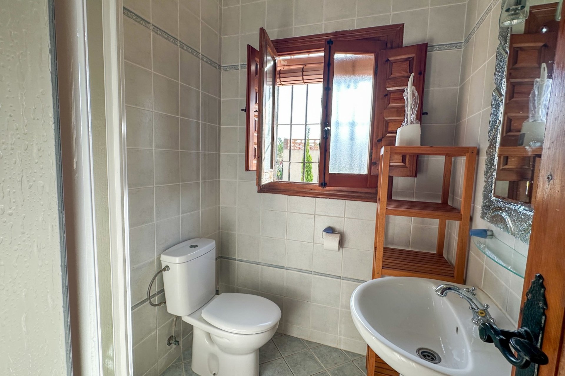 Resale - Villa -
Cabo Roig