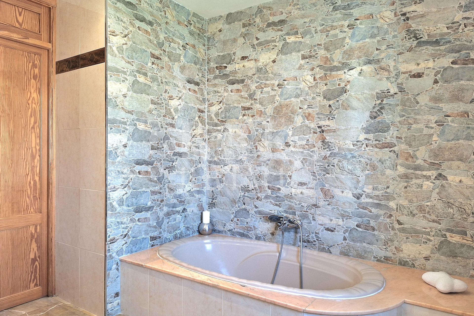 Resale - Villa -
Calvià - Peguera
