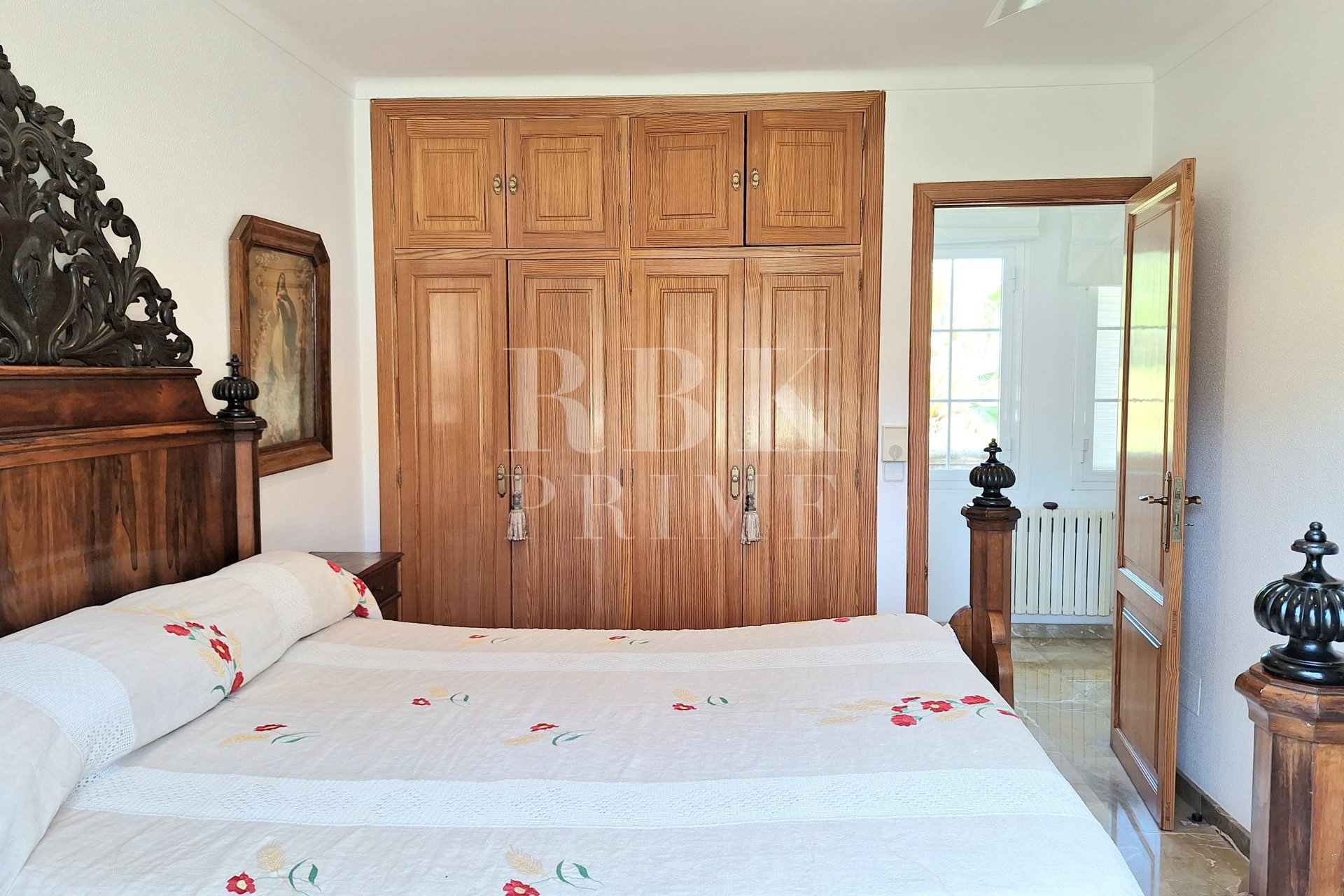 Resale - Villa -
Calvià - Peguera