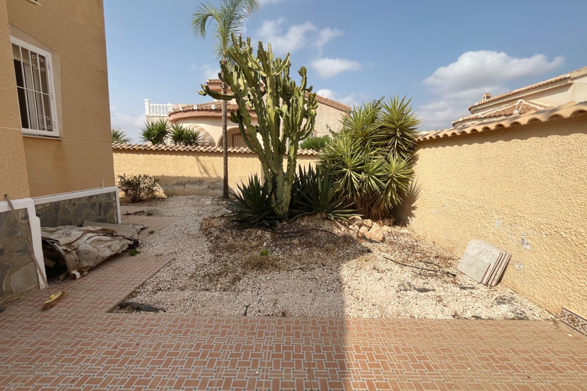 Resale - Villa -
Ciudad Quesada - Airstrip