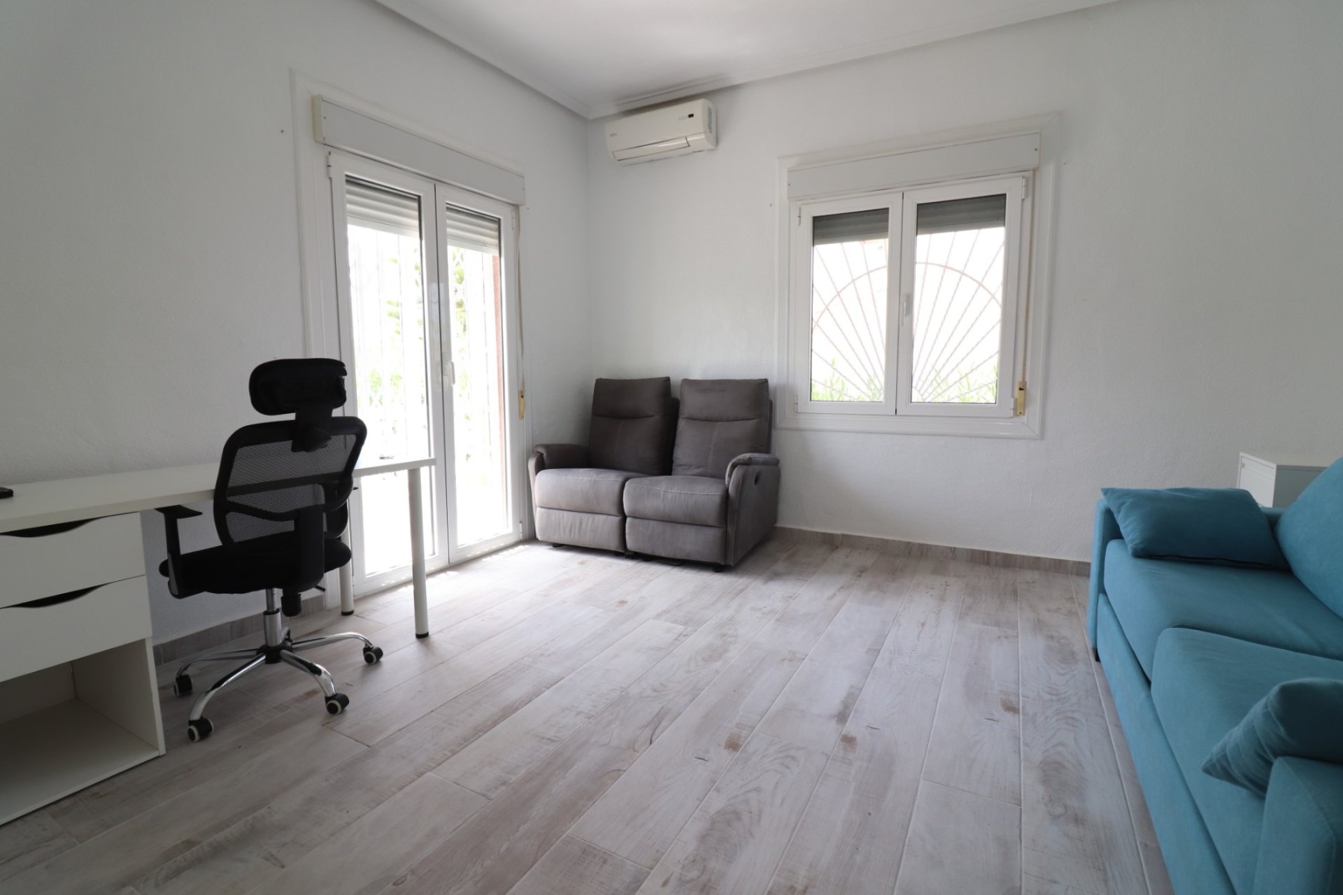 Resale - Villa -
Ciudad Quesada - La Fiesta