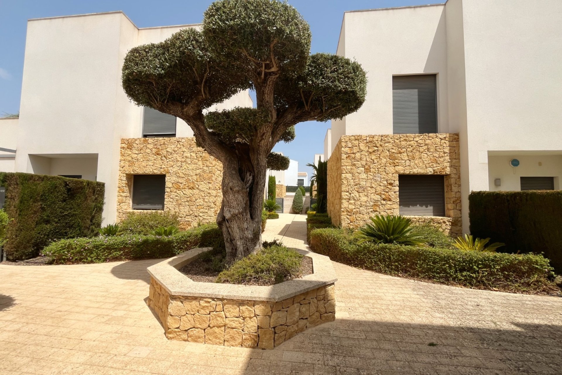 Resale - Villa -
Ciudad Quesada - Pueblo Bravo