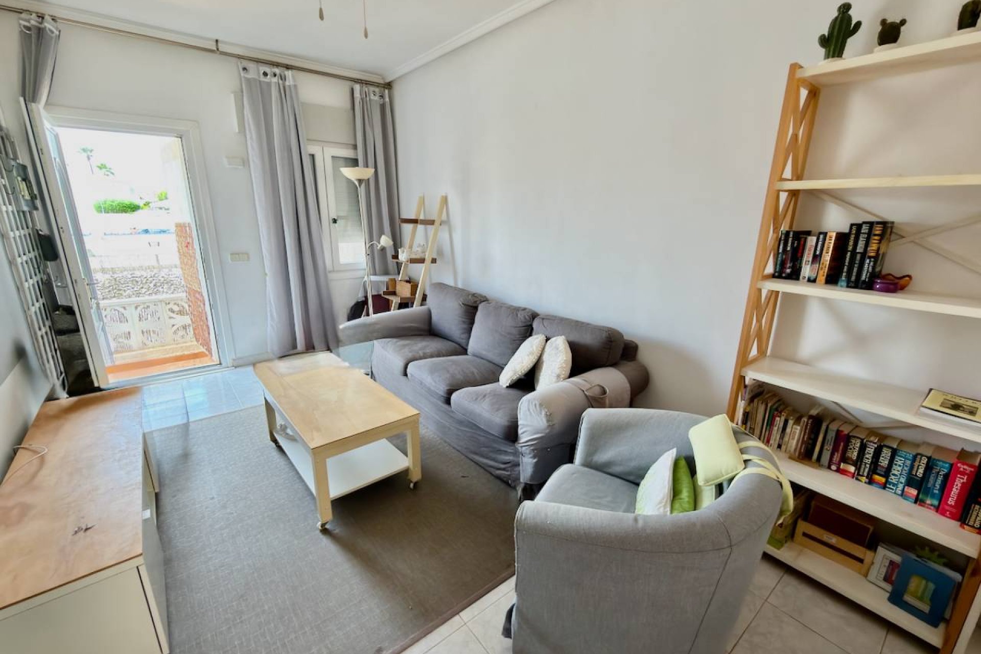 Resale - Villa -
Ciudad Quesada - Pueblo Bravo