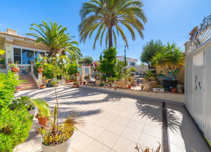 Resale - Villa -
Ciudad Quesada - Rojales