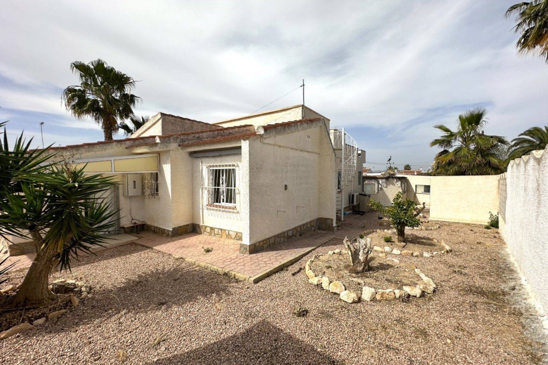 Resale - Villa -
Ciudad Quesada