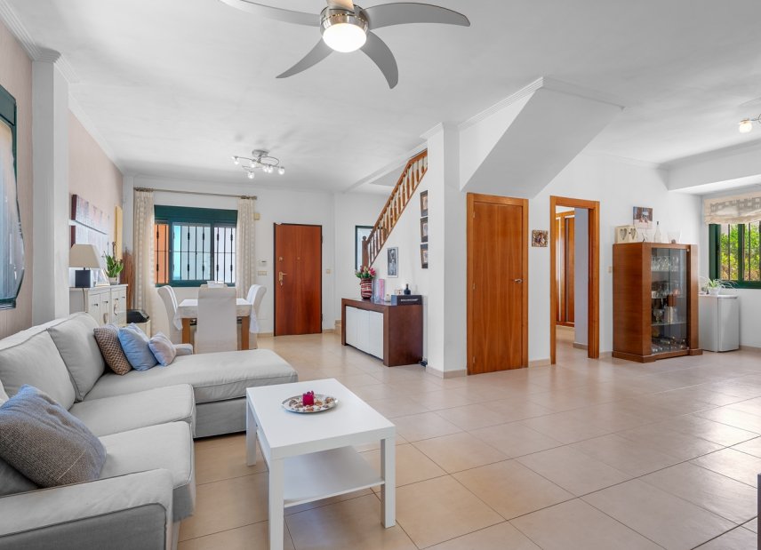 Resale - Villa -
Ciudad Quesada