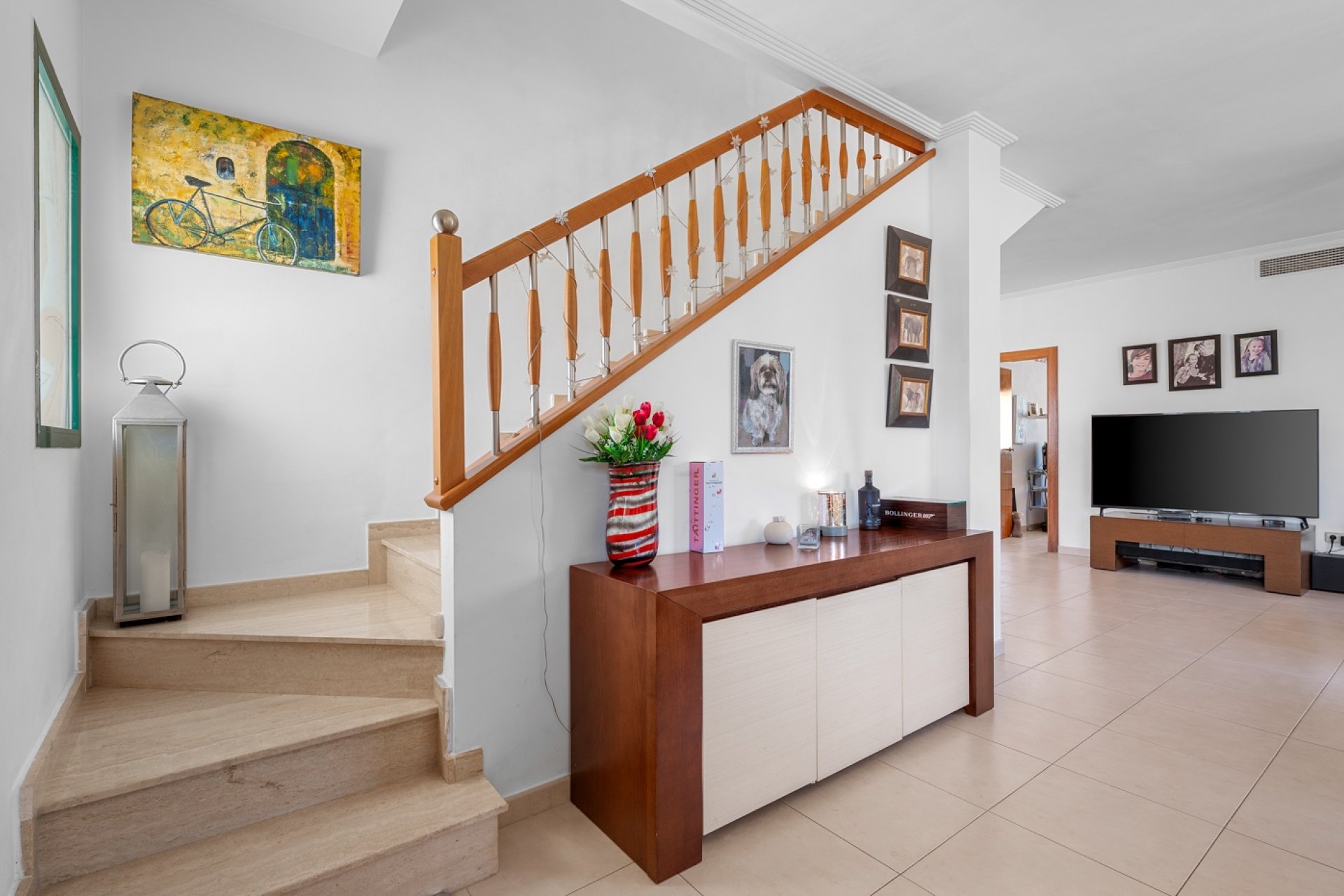Resale - Villa -
Ciudad Quesada