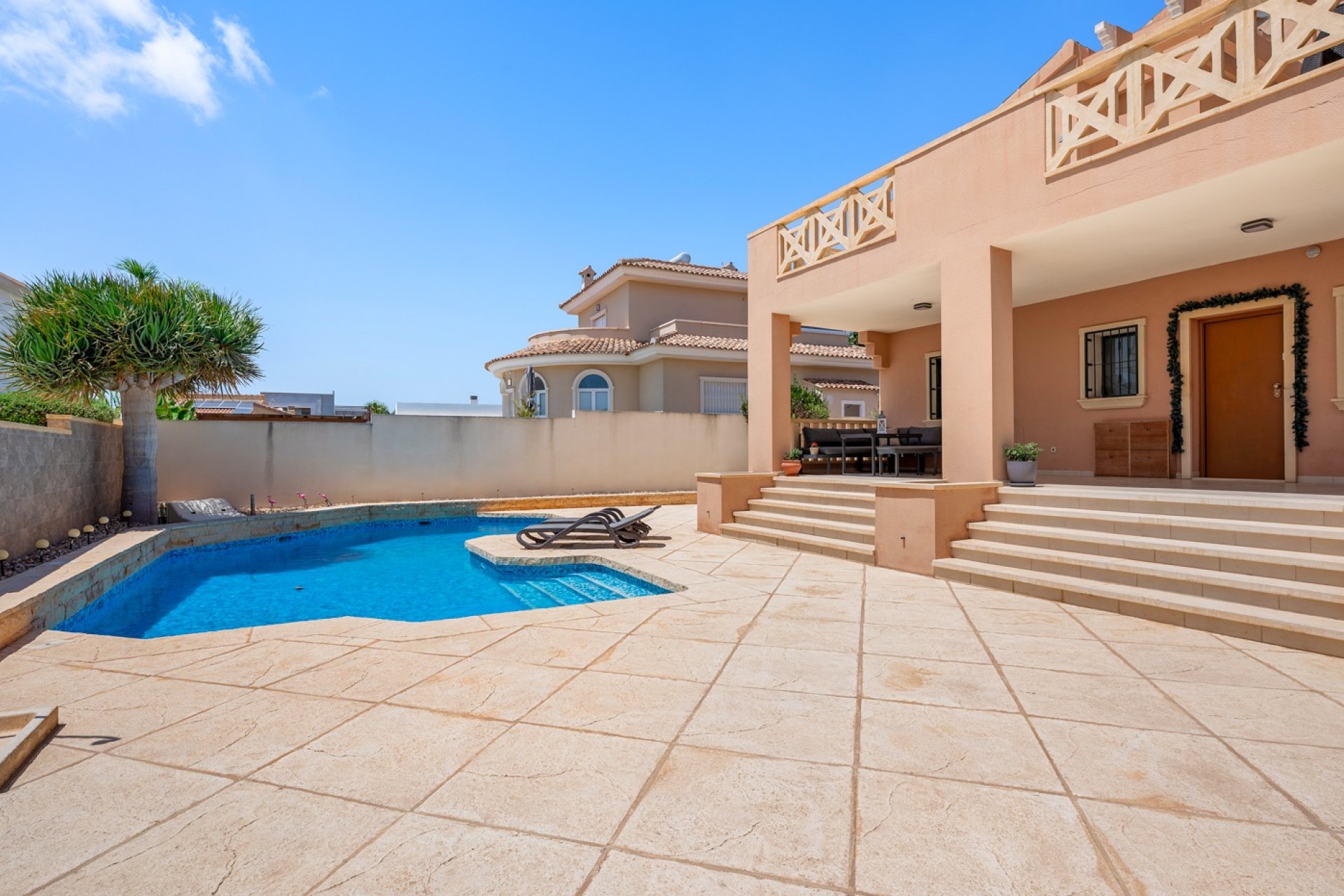 Resale - Villa -
Ciudad Quesada