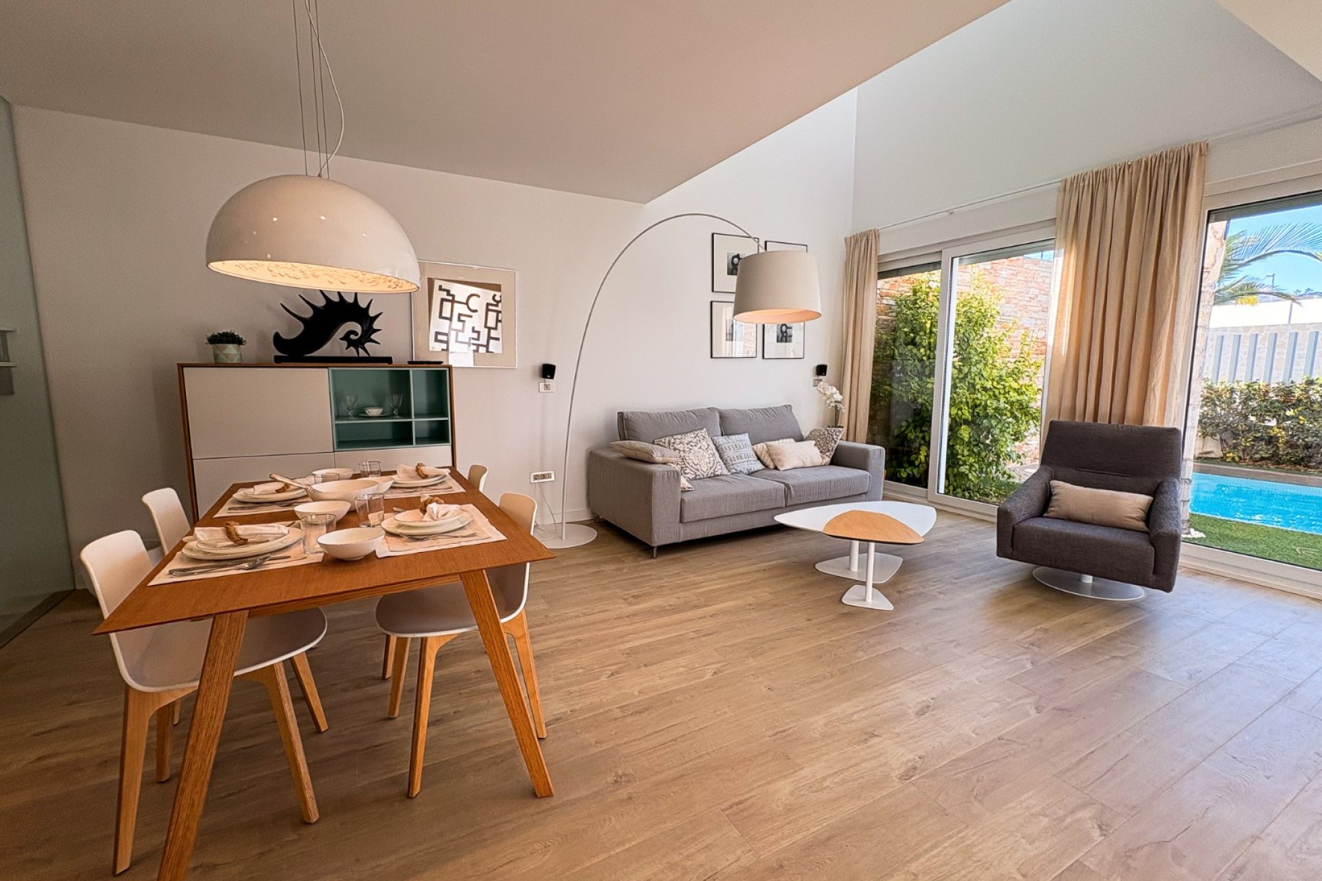 Resale - Villa -
Ciudad Quesada