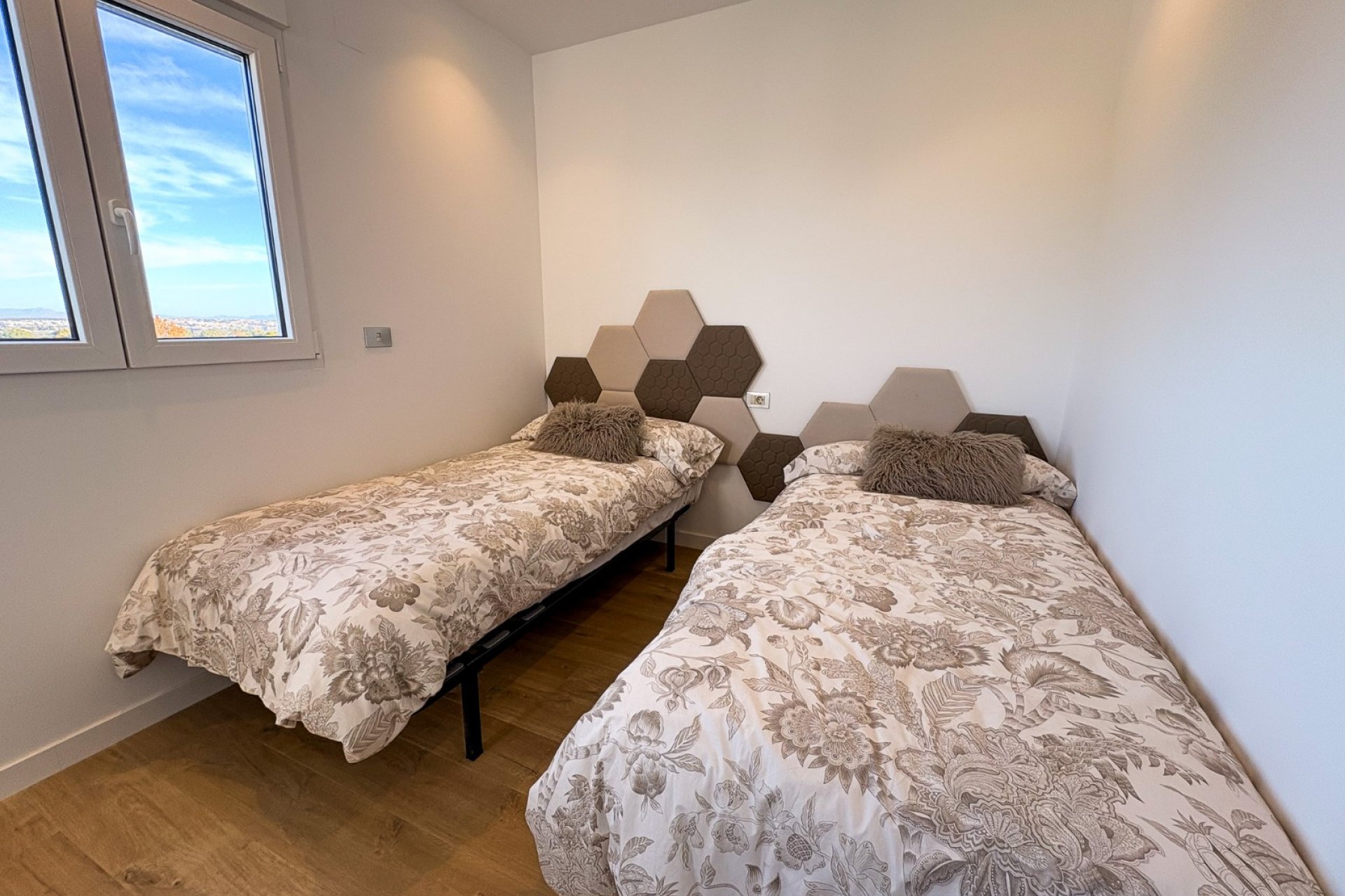 Resale - Villa -
Ciudad Quesada