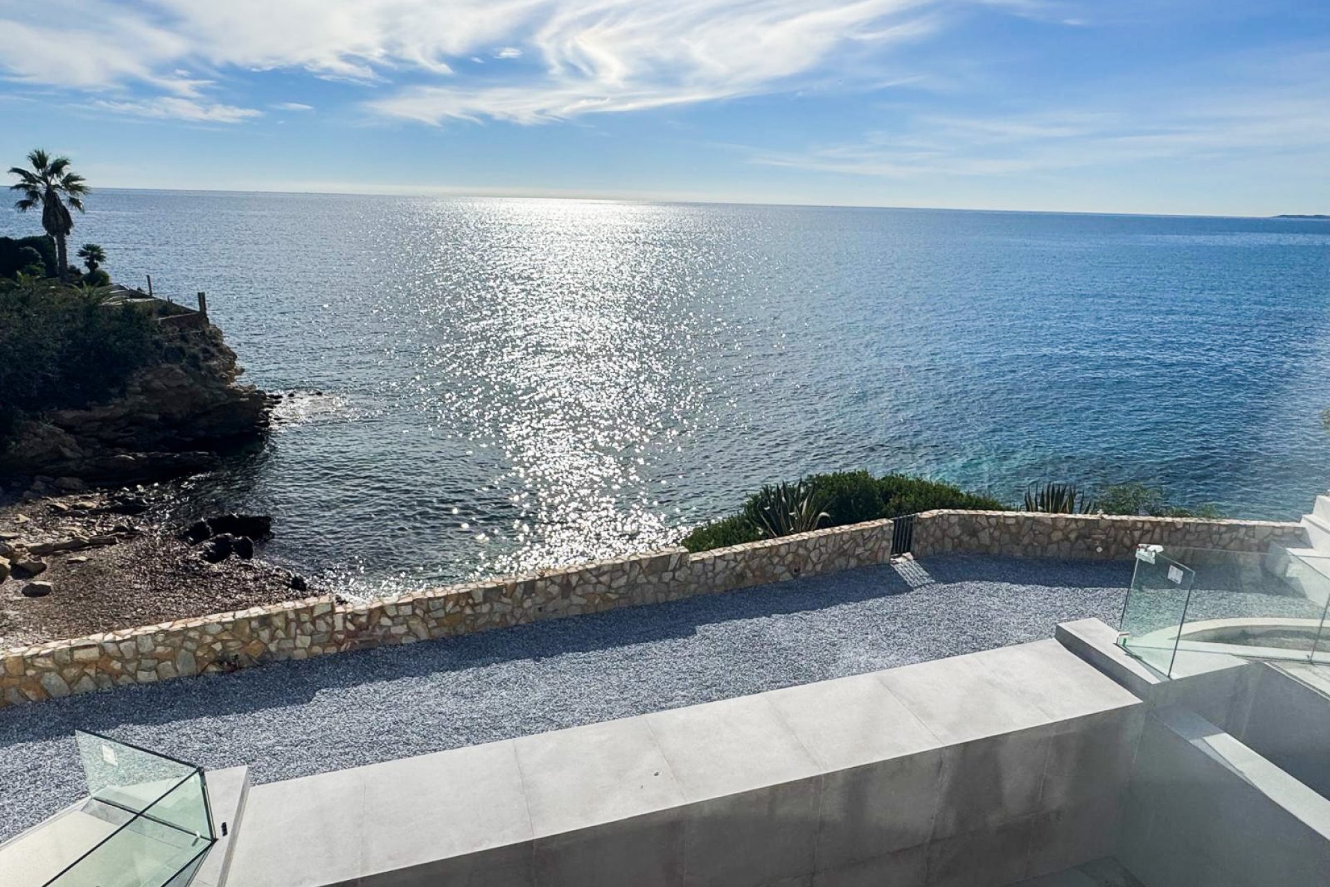 Resale - Villa -
El Campello - Coveta Fuma
