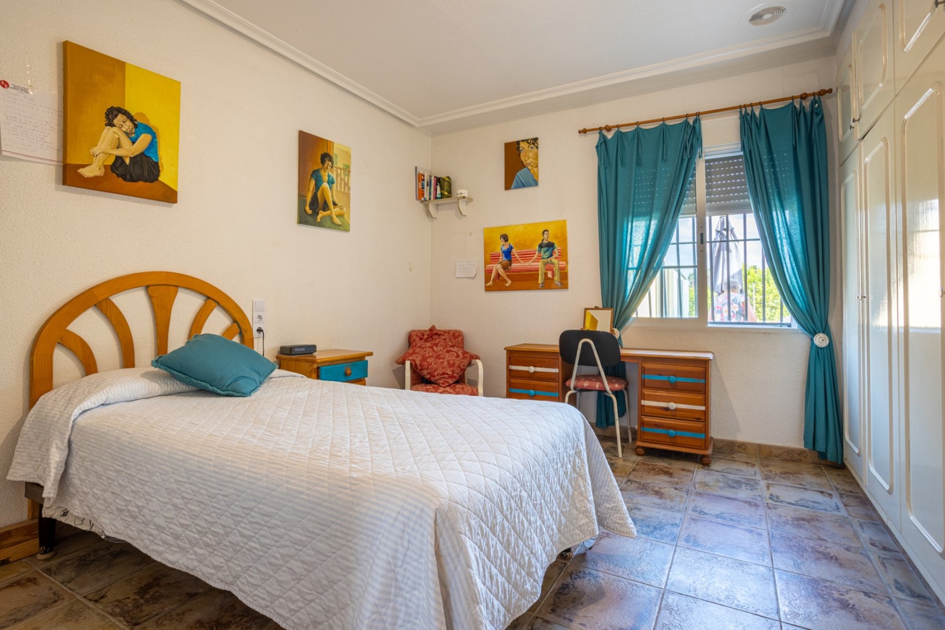 Resale - Villa -
Elche - La Hoya