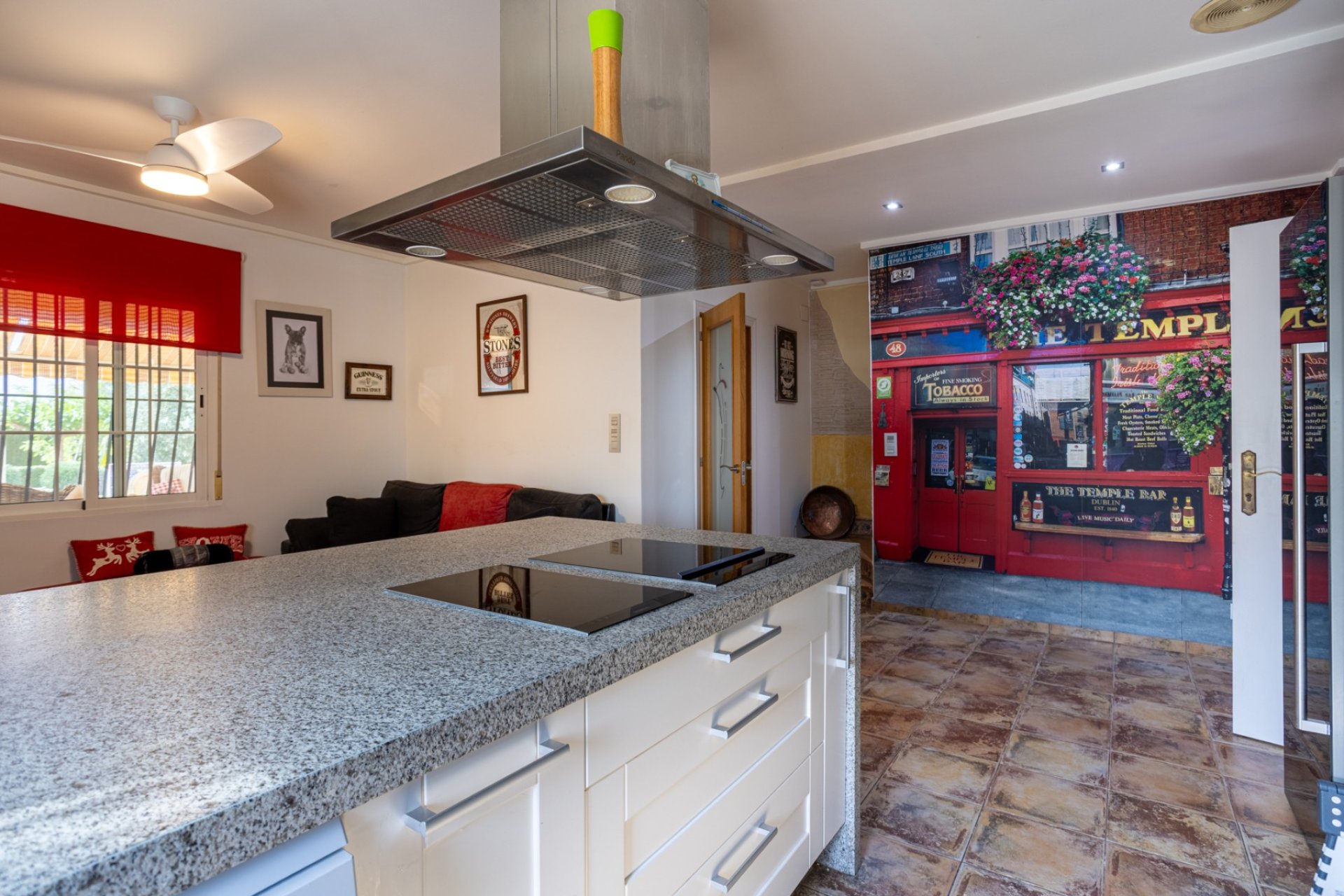 Resale - Villa -
Elche - La Hoya