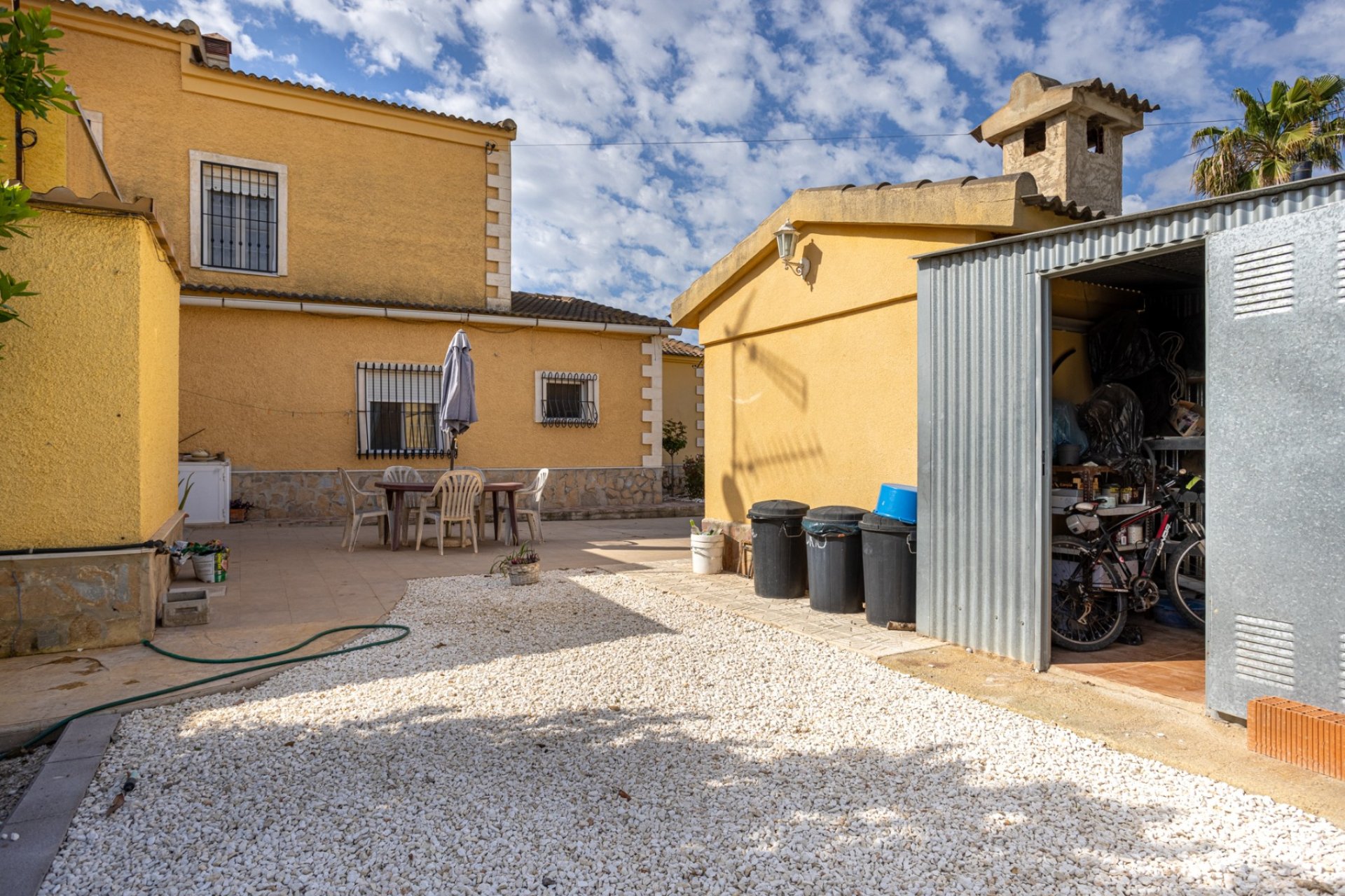 Resale - Villa -
Elche - La Hoya