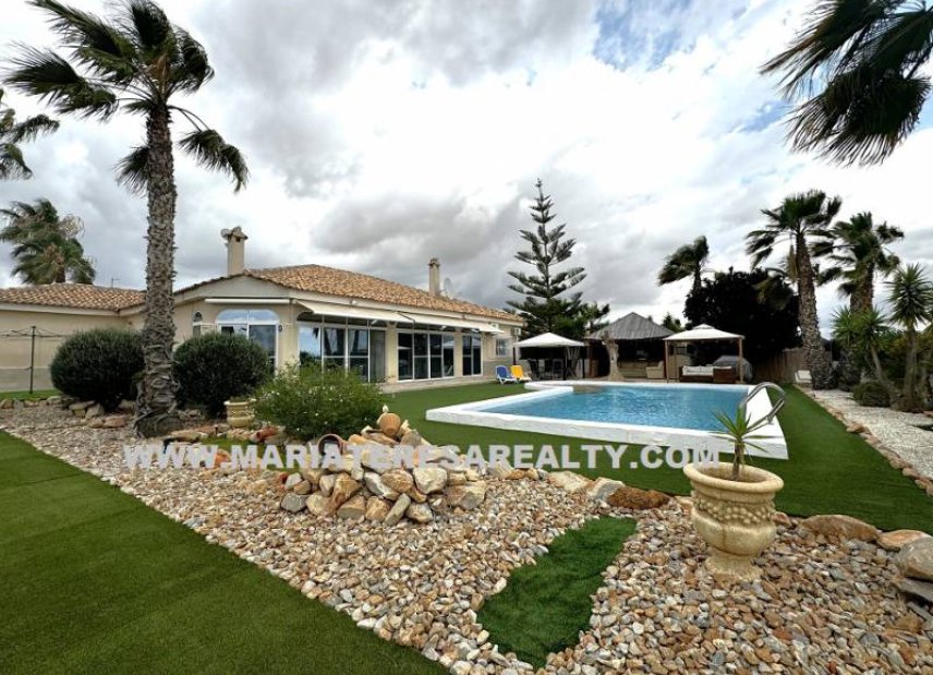 Resale - Villa -
Lo Santiago - Gea y Trujols