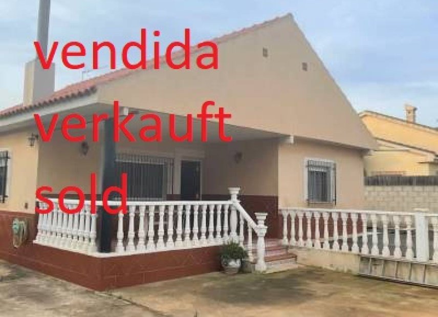 Resale - Villa -
Los Alcazares - La Bahia Bella