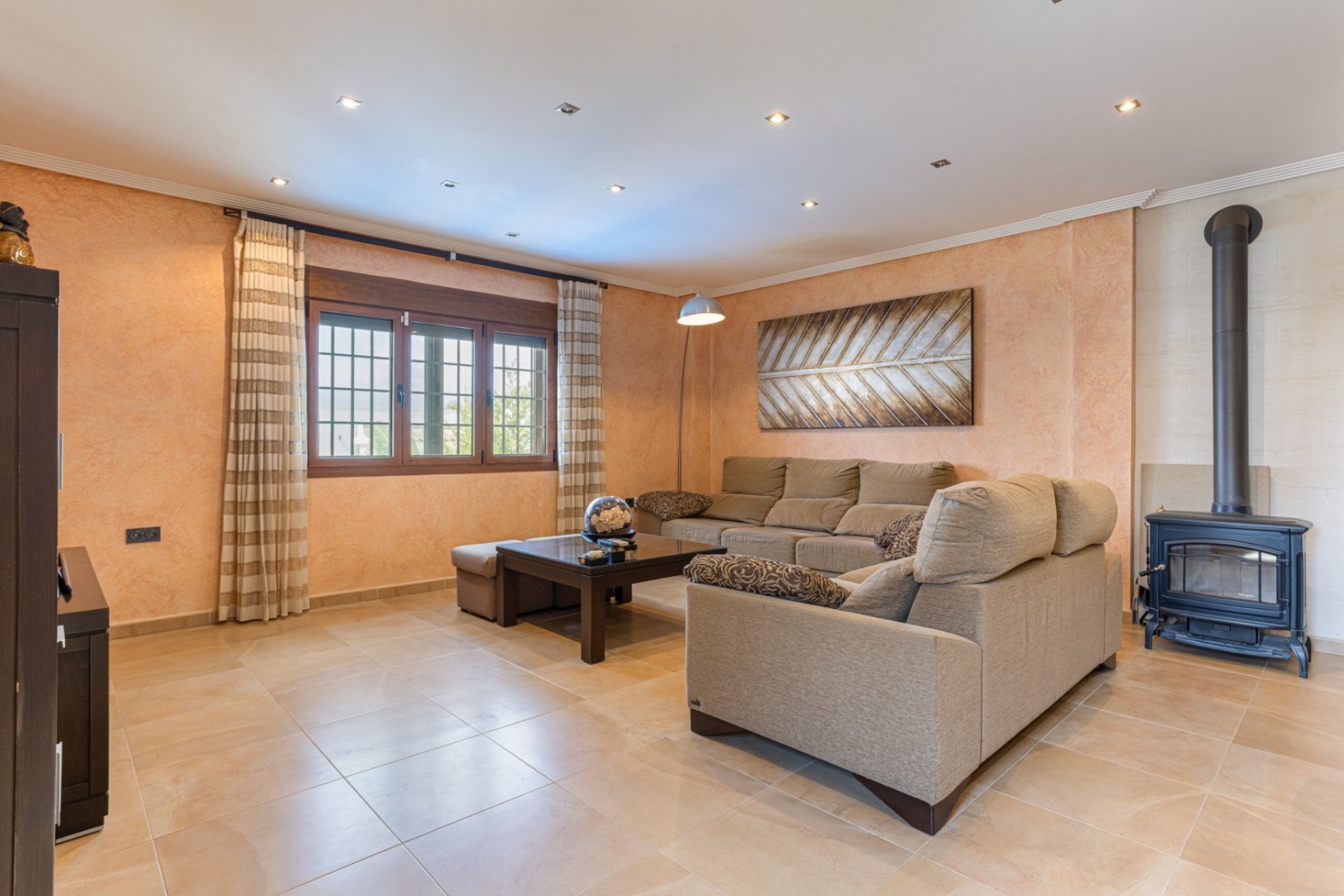 Resale - Villa -
Los Montesinos - La Herrada