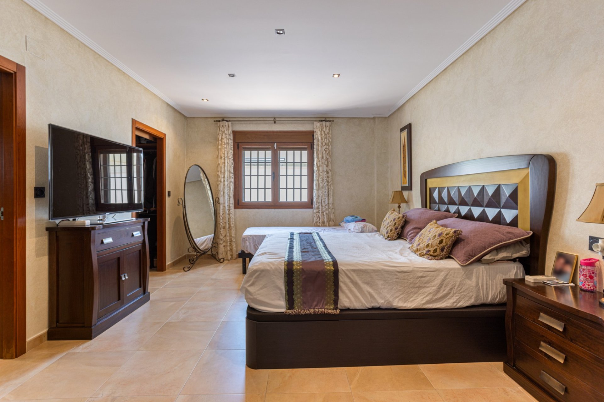 Resale - Villa -
Los Montesinos - La Herrada