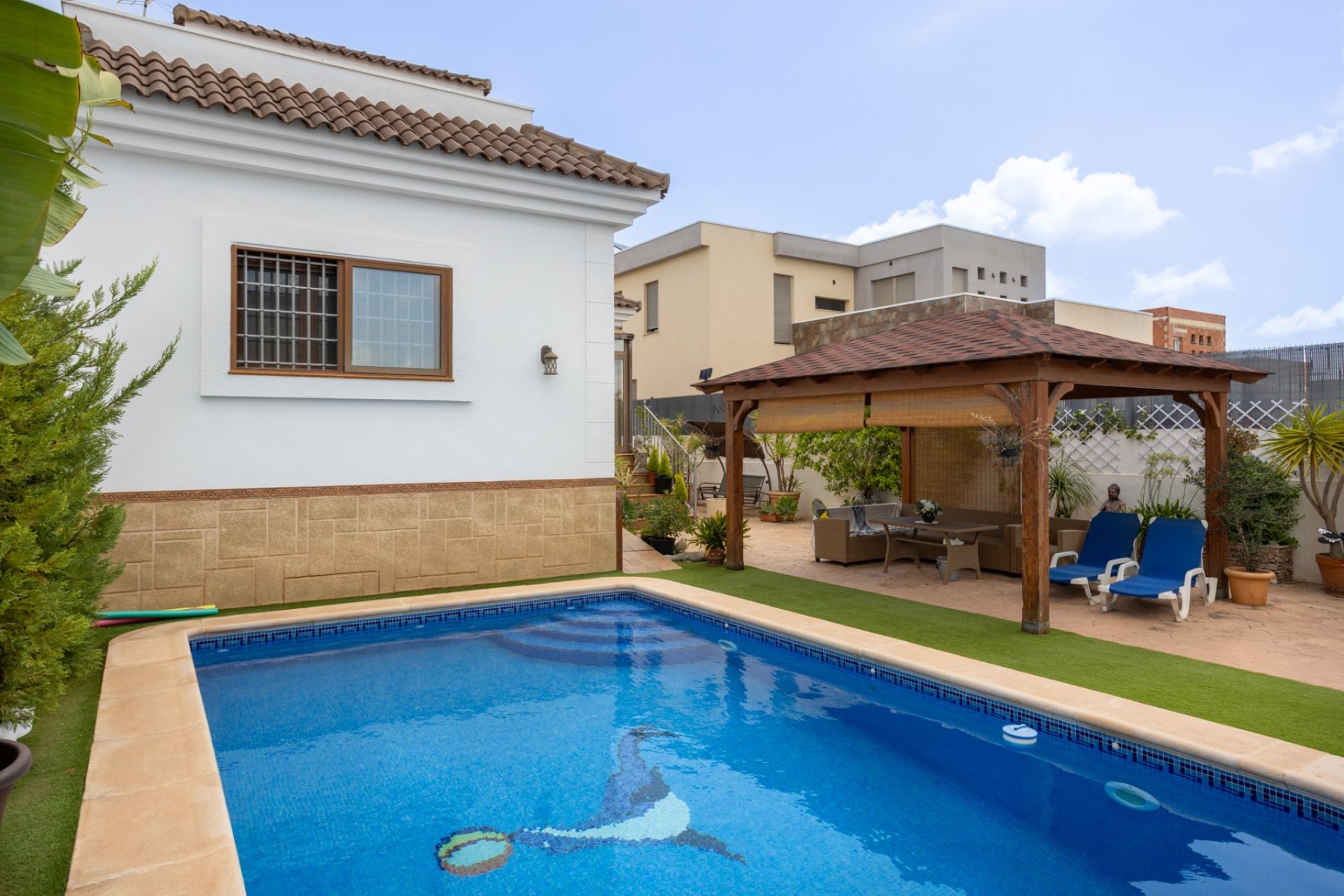 Resale - Villa -
Los Montesinos - La Herrada