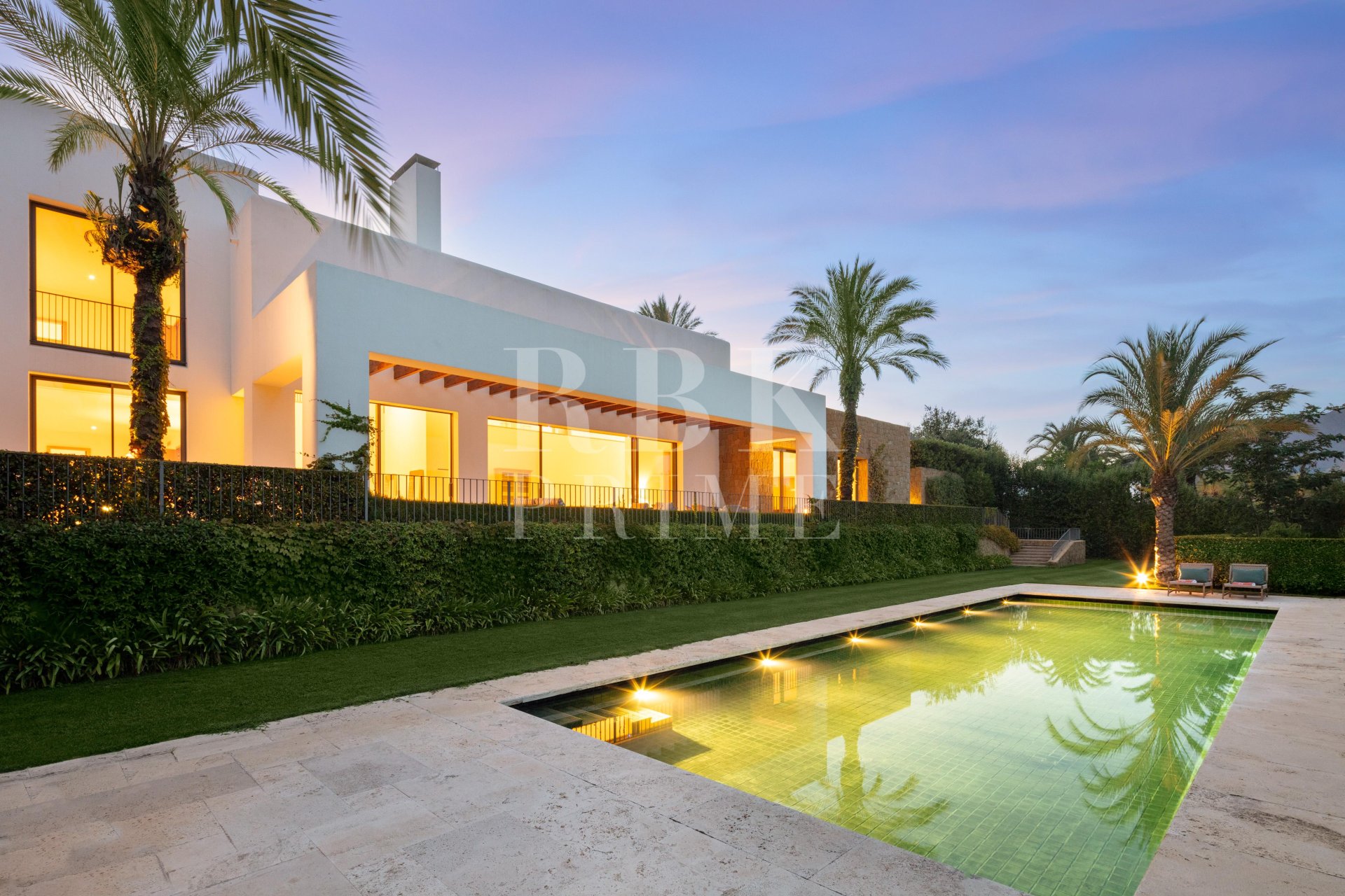 Resale - Villa -
Malaga - Casares