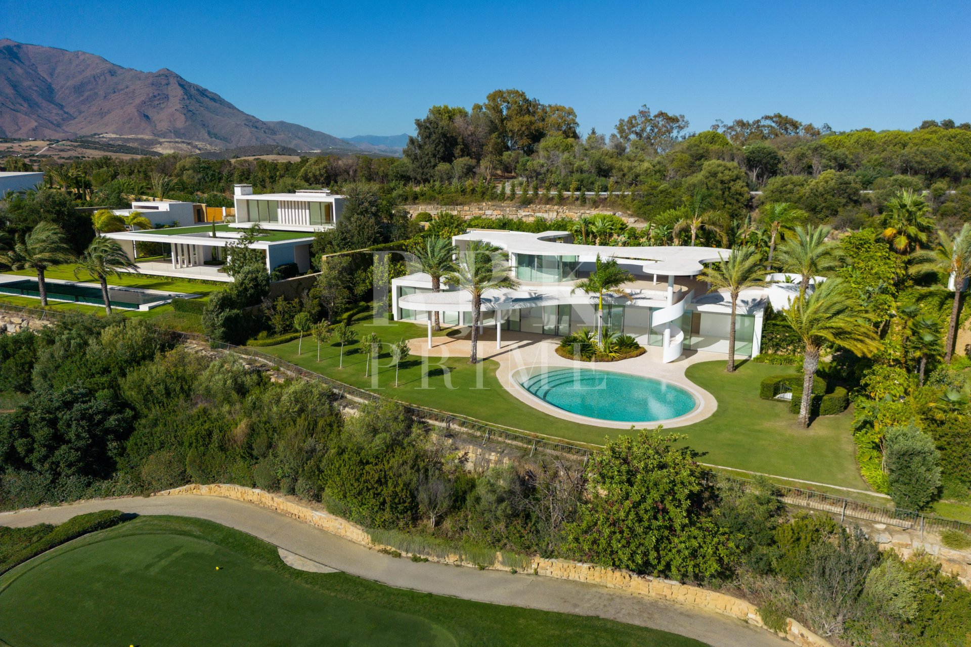 Resale - Villa -
Malaga - Casares
