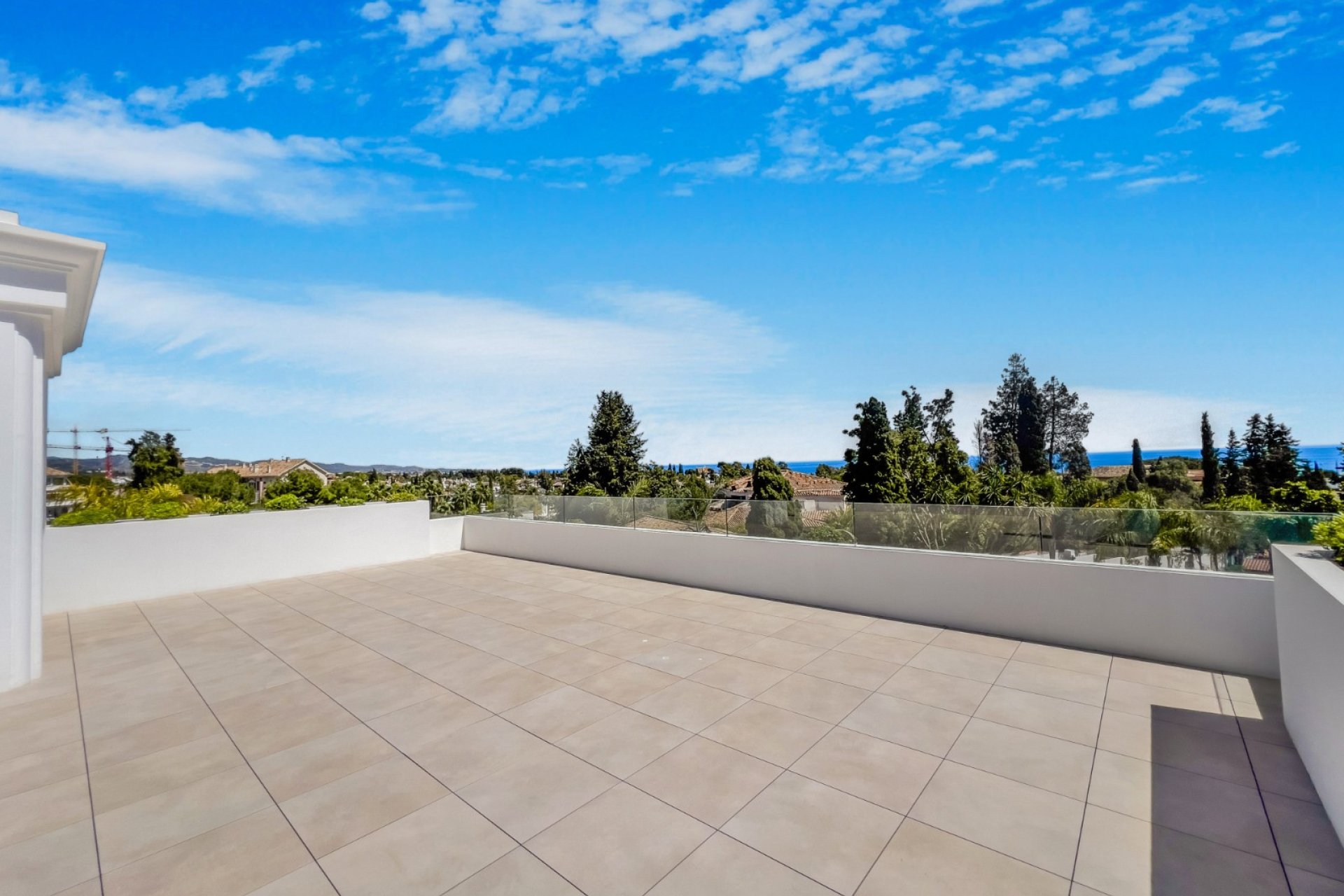 Resale - Villa -
Marbella - Golden Mile
