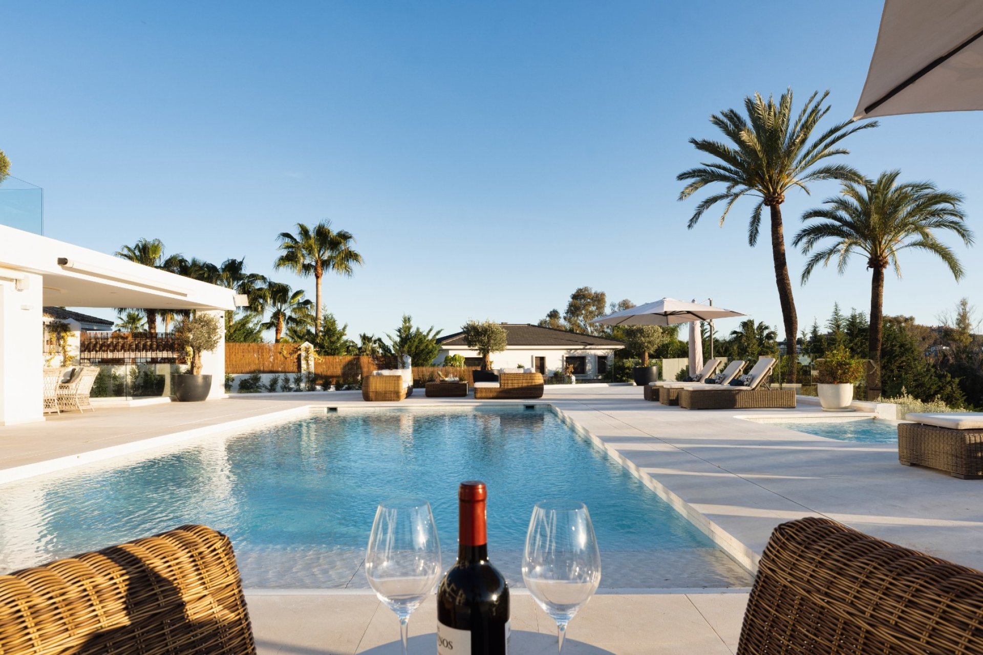 Resale - Villa -
Marbella - Los Naranjos de Marbella