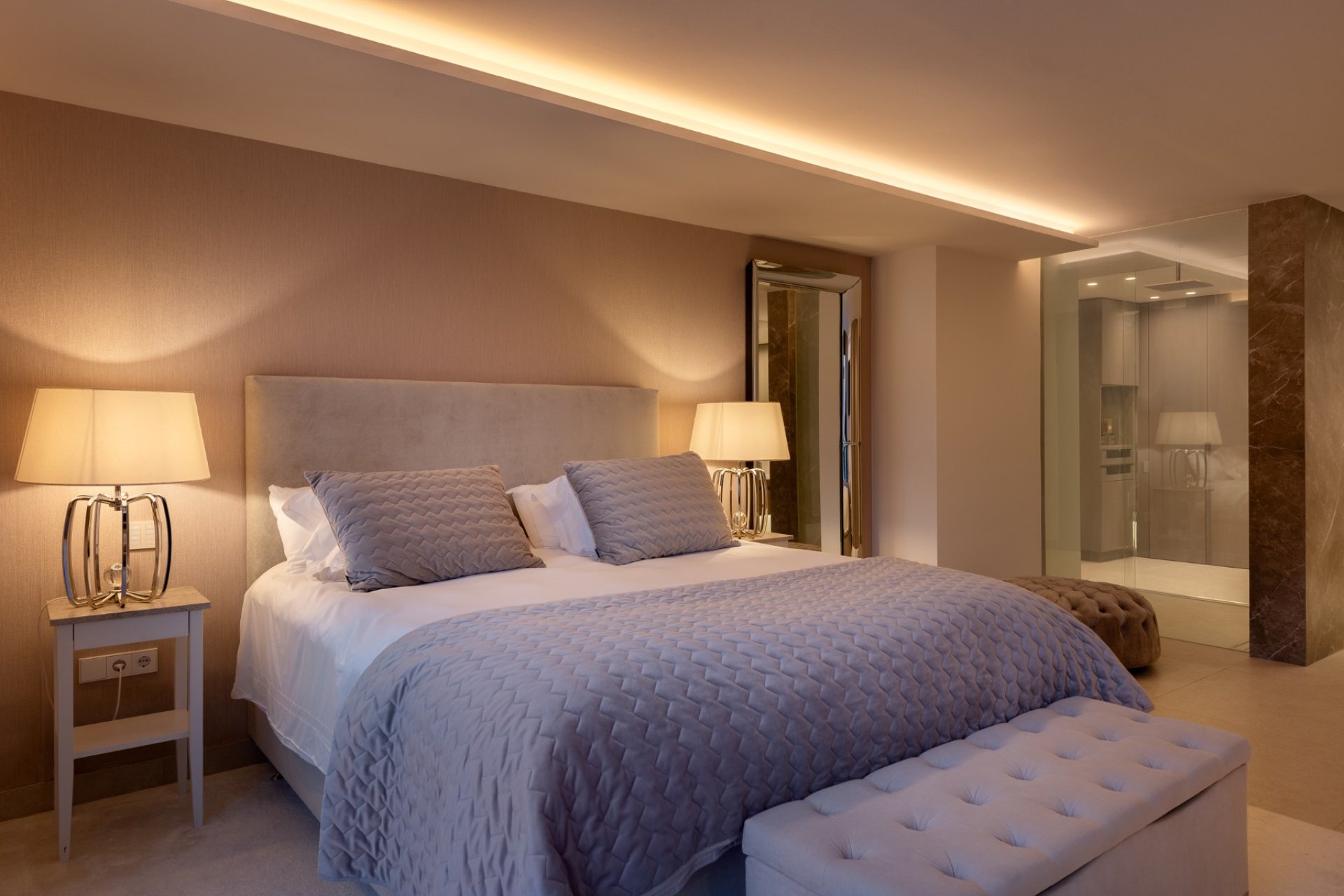 Resale - Villa -
Marbella - Nueva Andalucía
