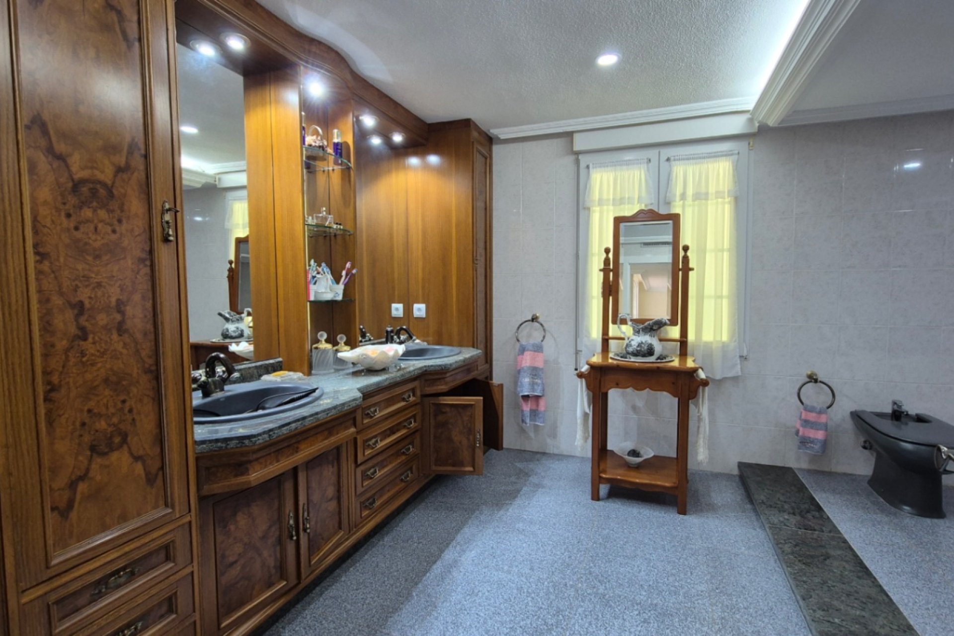 Resale - Villa -
Orihuela - Costa Blanca