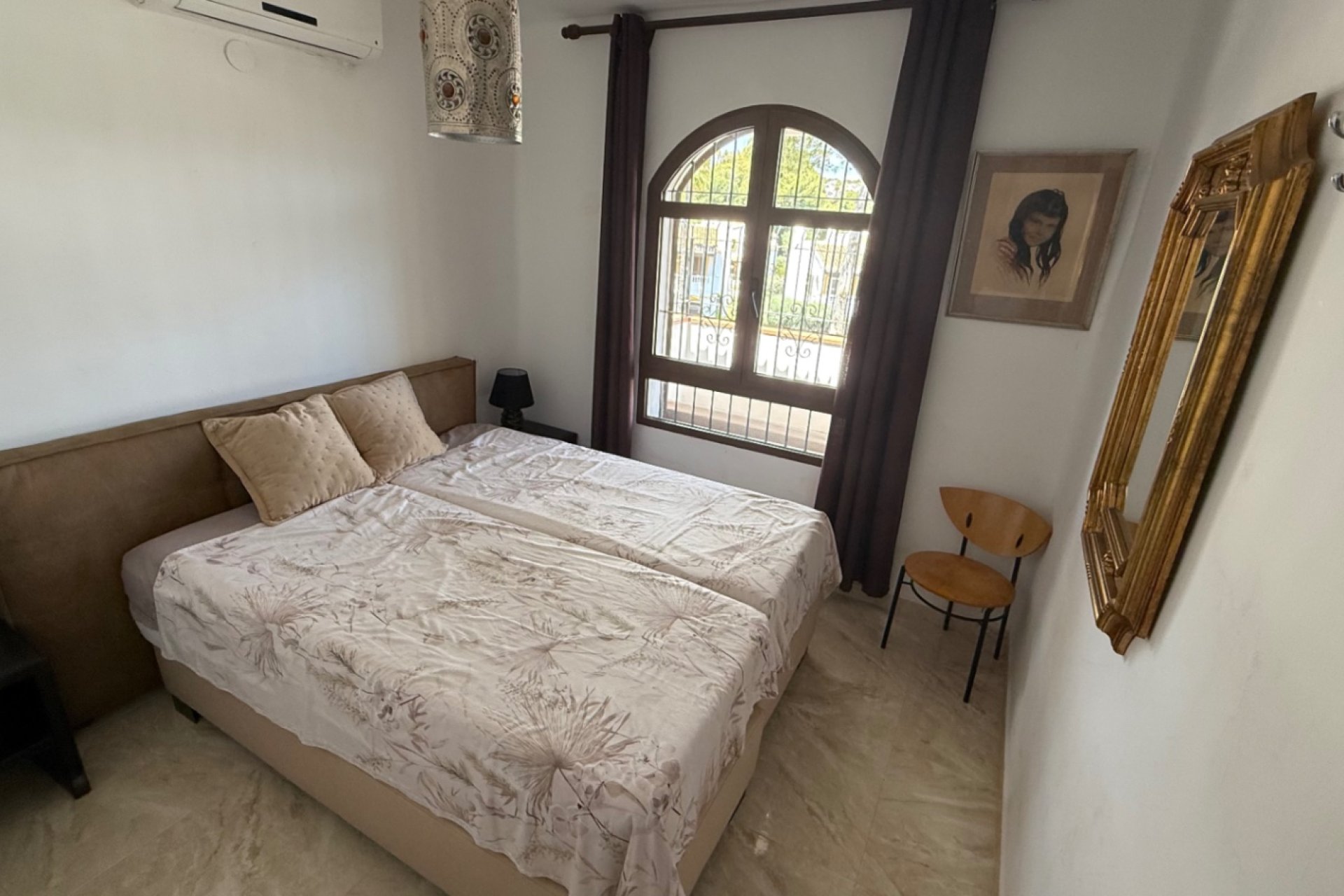 Resale - Villa -
Orihuela - Costa Blanca