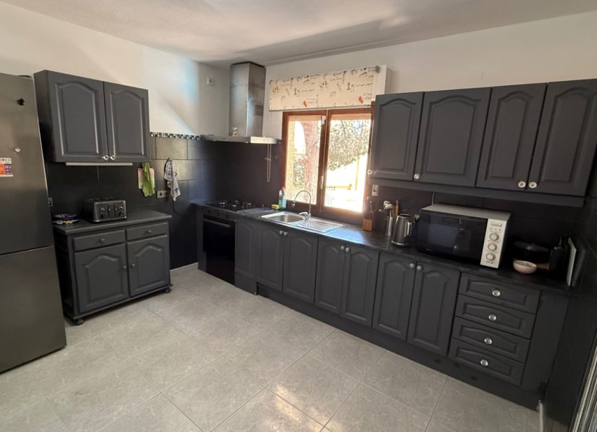 Resale - Villa -
Orihuela - Costa Blanca