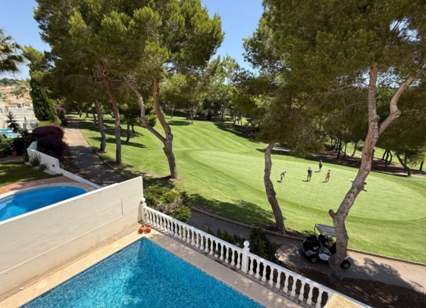 Resale - Villa -
Orihuela - Costa Blanca