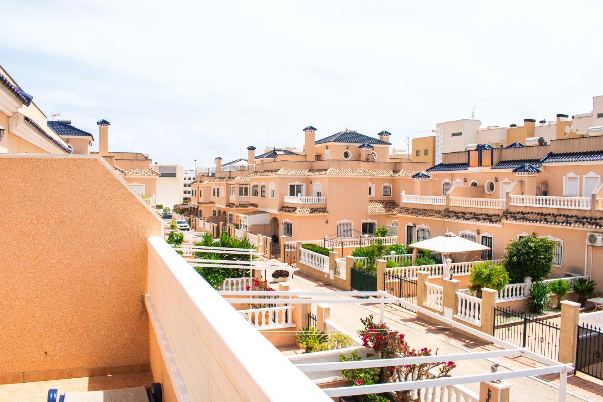 Resale - Villa -
Orihuela Costa - Los Dolses