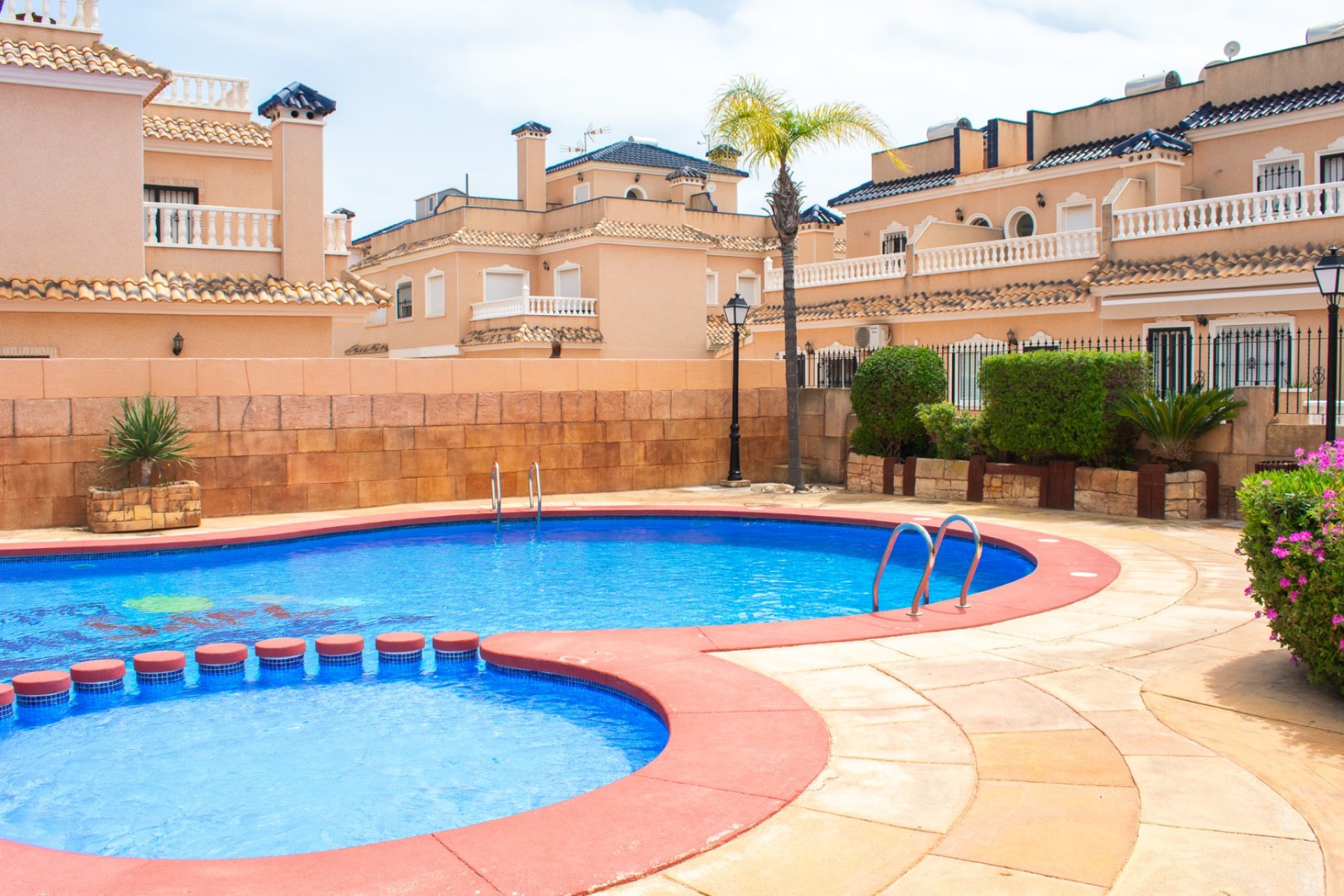 Resale - Villa -
Orihuela Costa - Los Dolses