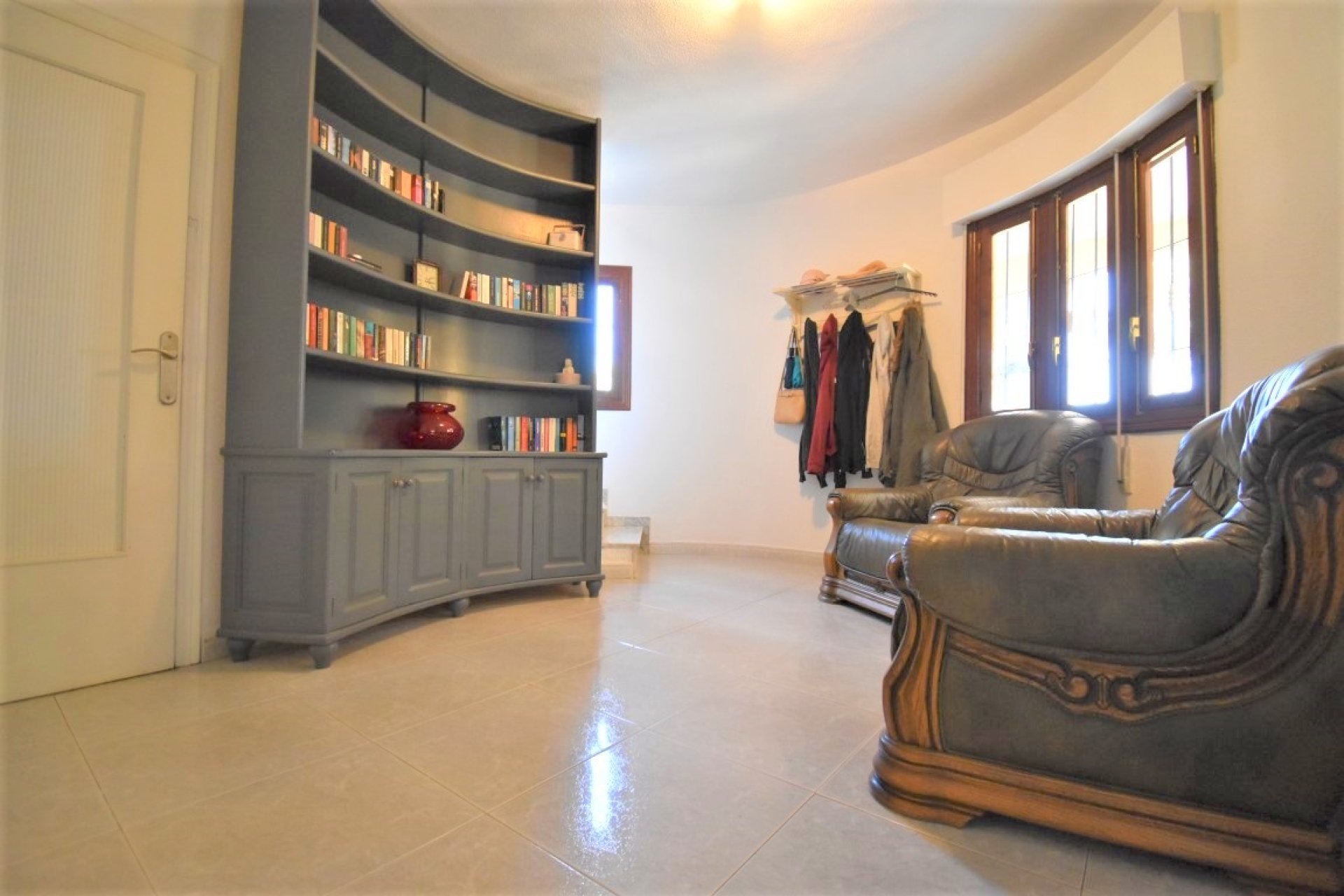 Resale - Villa -
Orihuela Costa - Villamartín