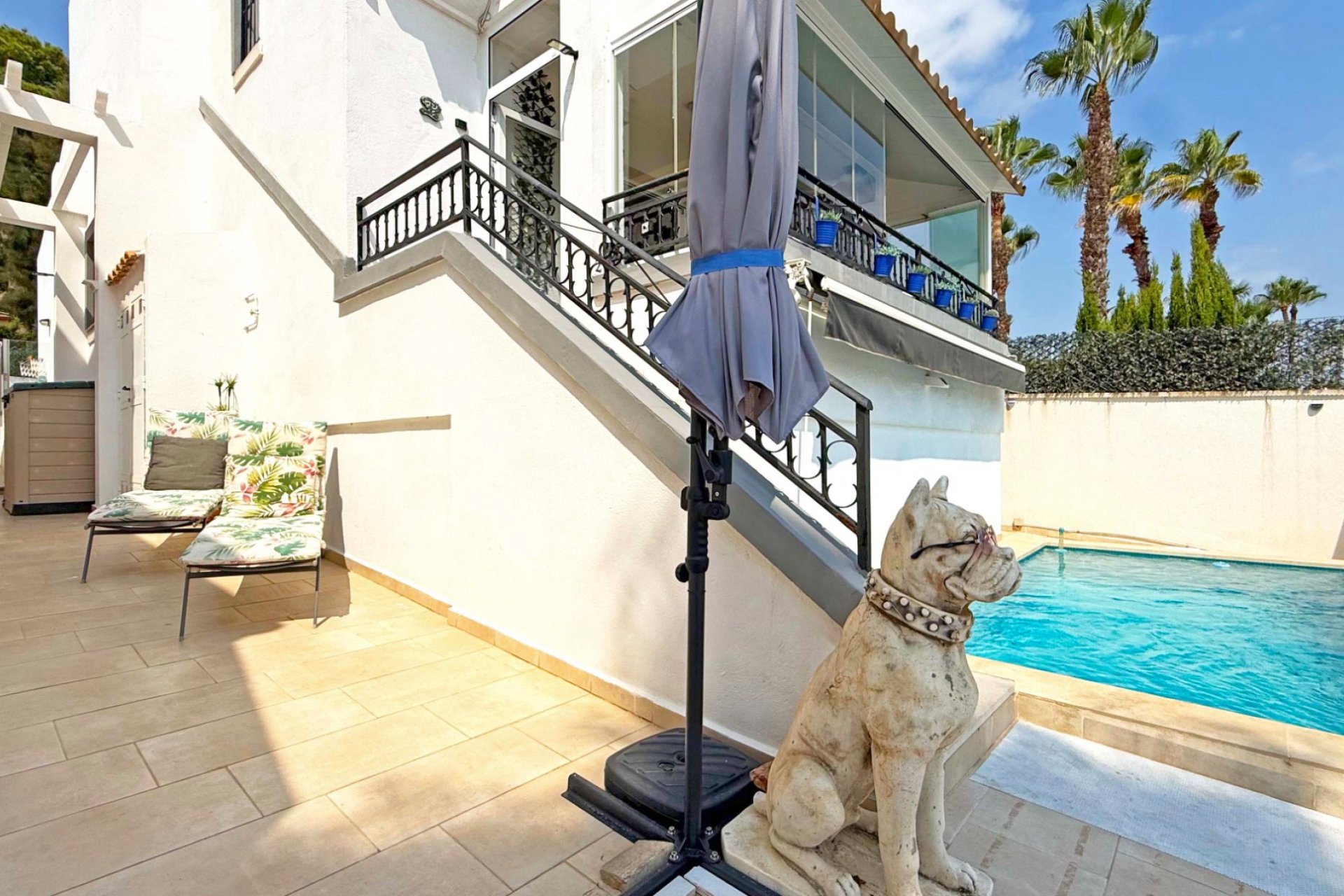 Resale - Villa -
Orihuela Costa - Villamartín