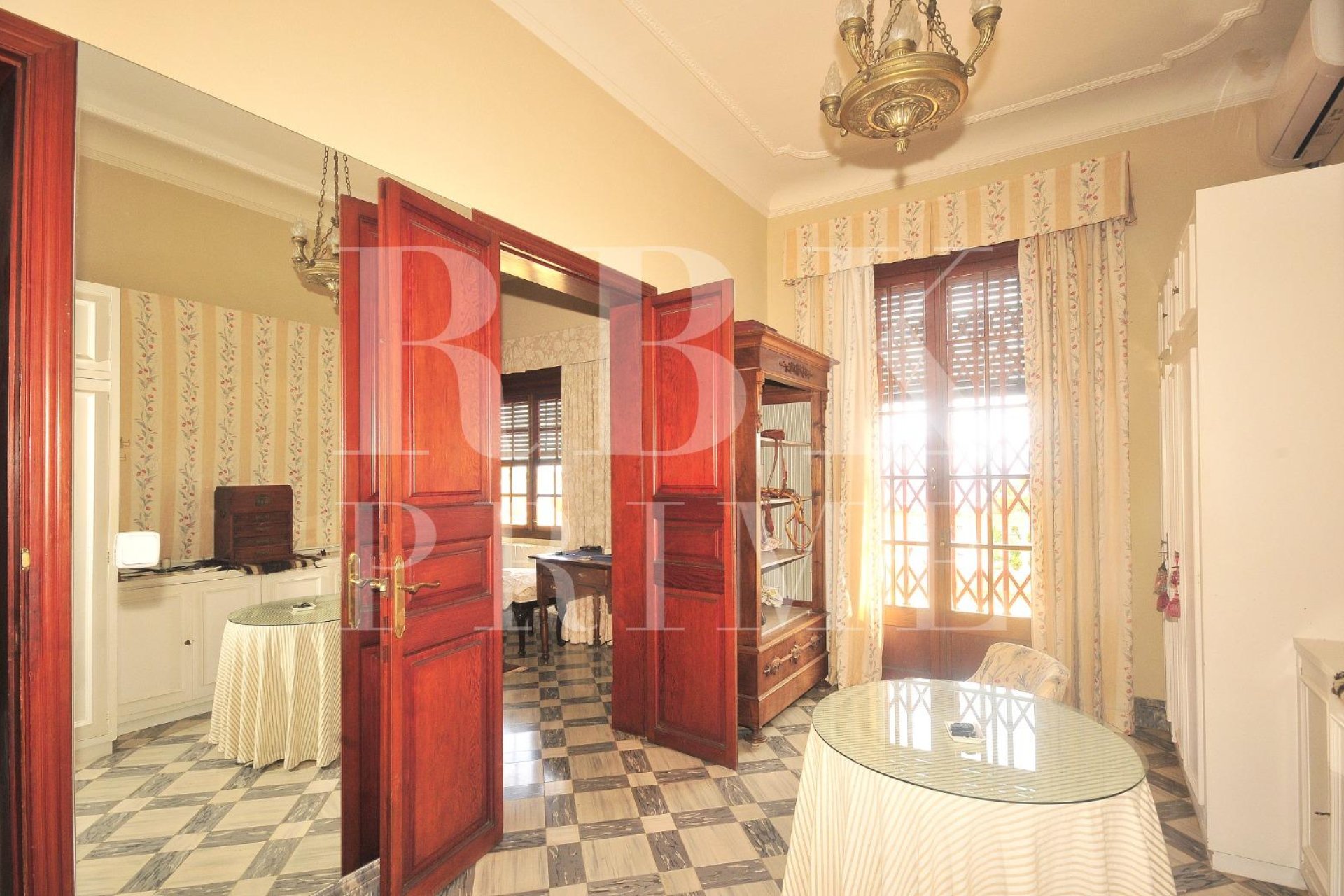 Resale - Villa -
Palma - Palma urbano