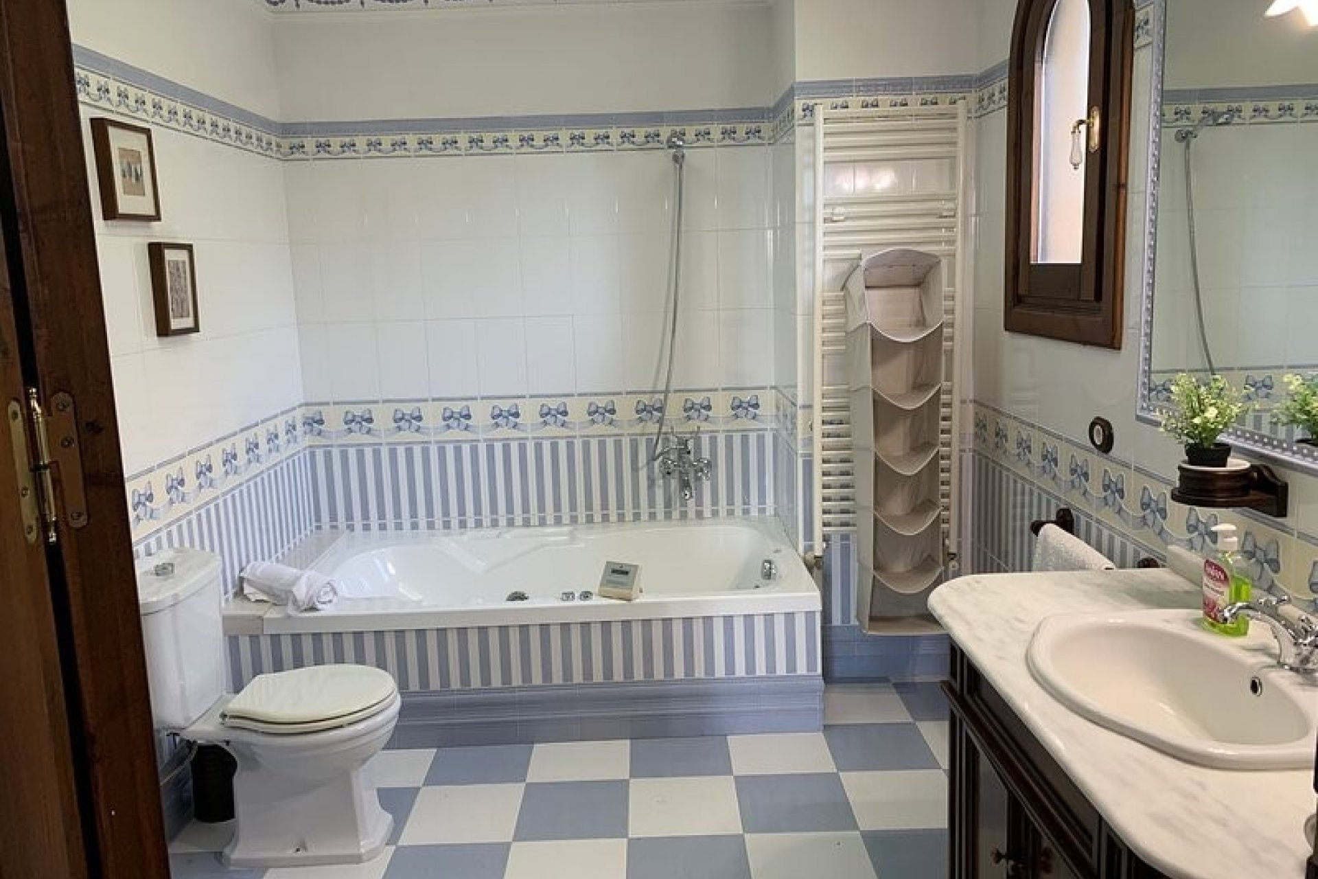 Resale - Villa -
Rojales - Ciudad Quesada