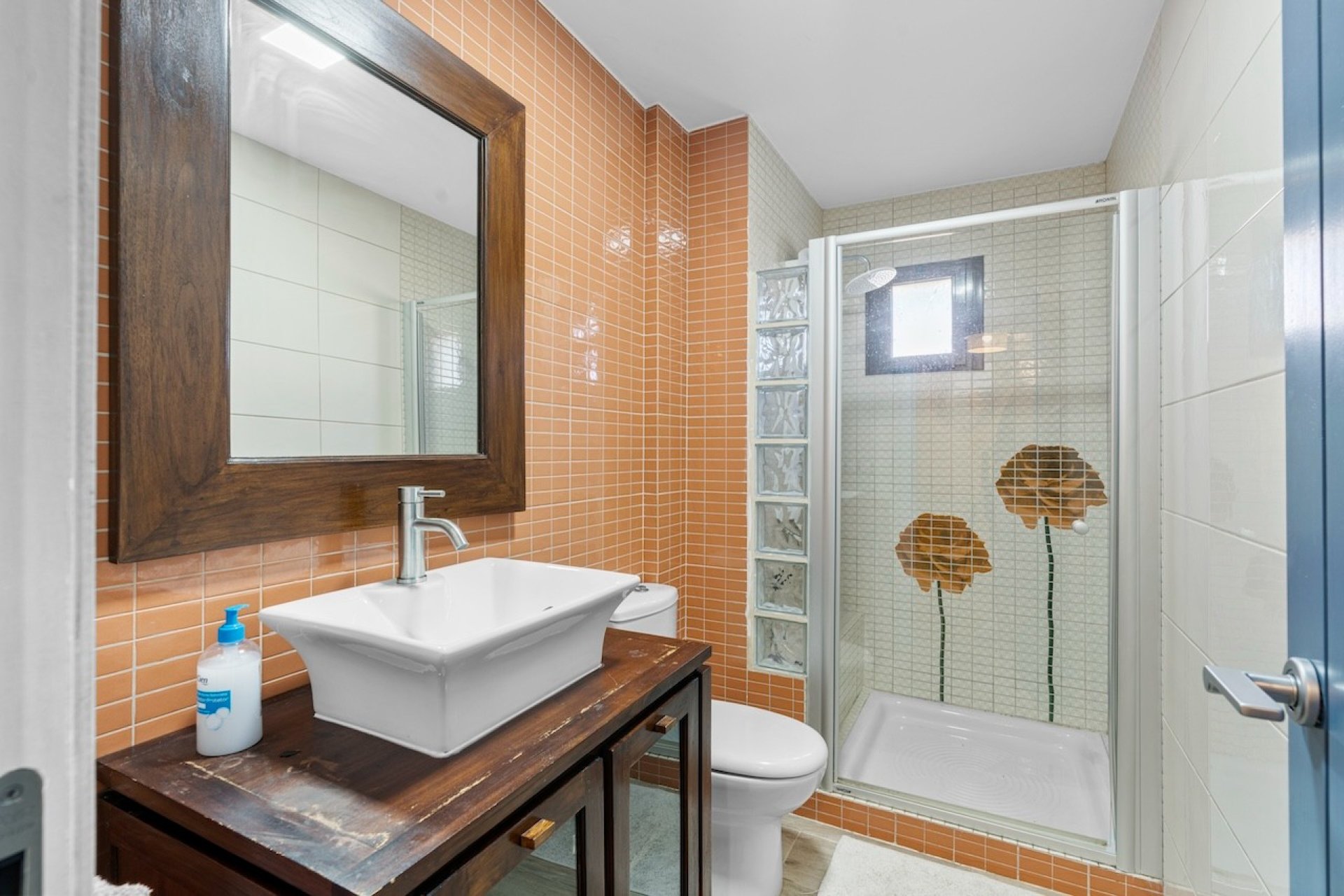 Resale - Villa -
Santa Pola - El Poble Llevanti